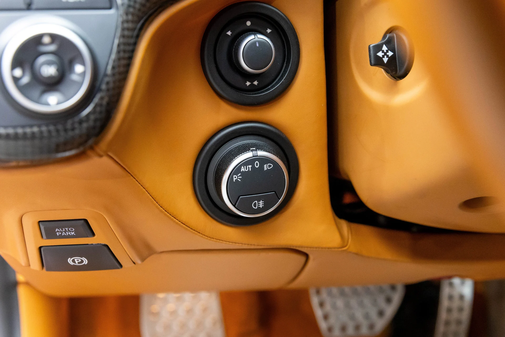 mph025_2446254271_b521b3dc2d084b0f8b5ffc3965d7ecd7_c2299295c1