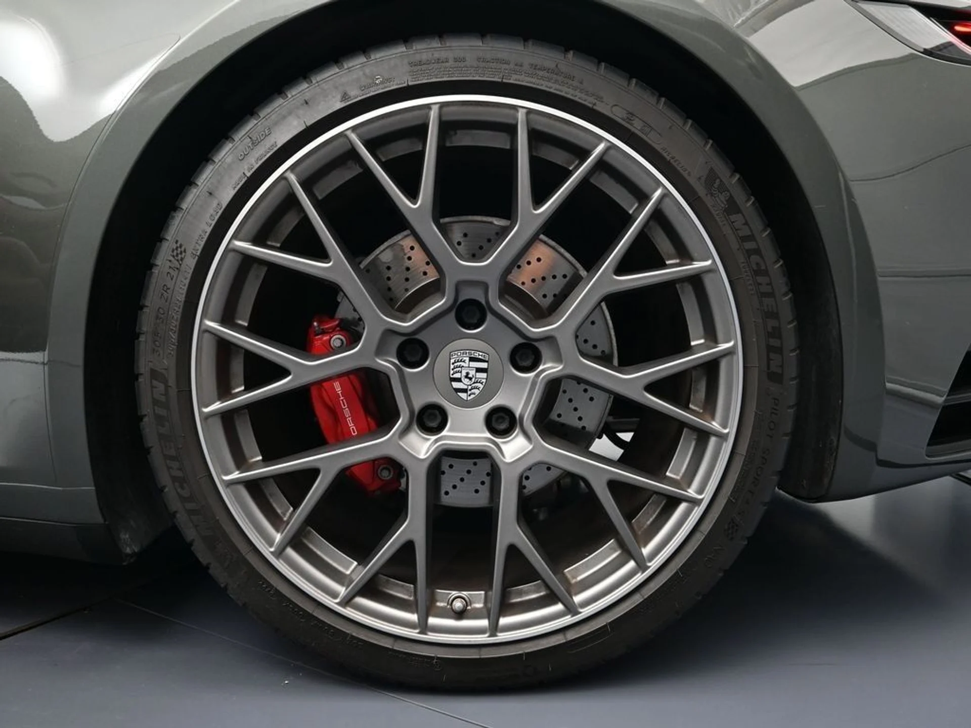 mph025_244682887_7962dd547f8b8269fe1bcd1db8d106e1x_6b2be86544