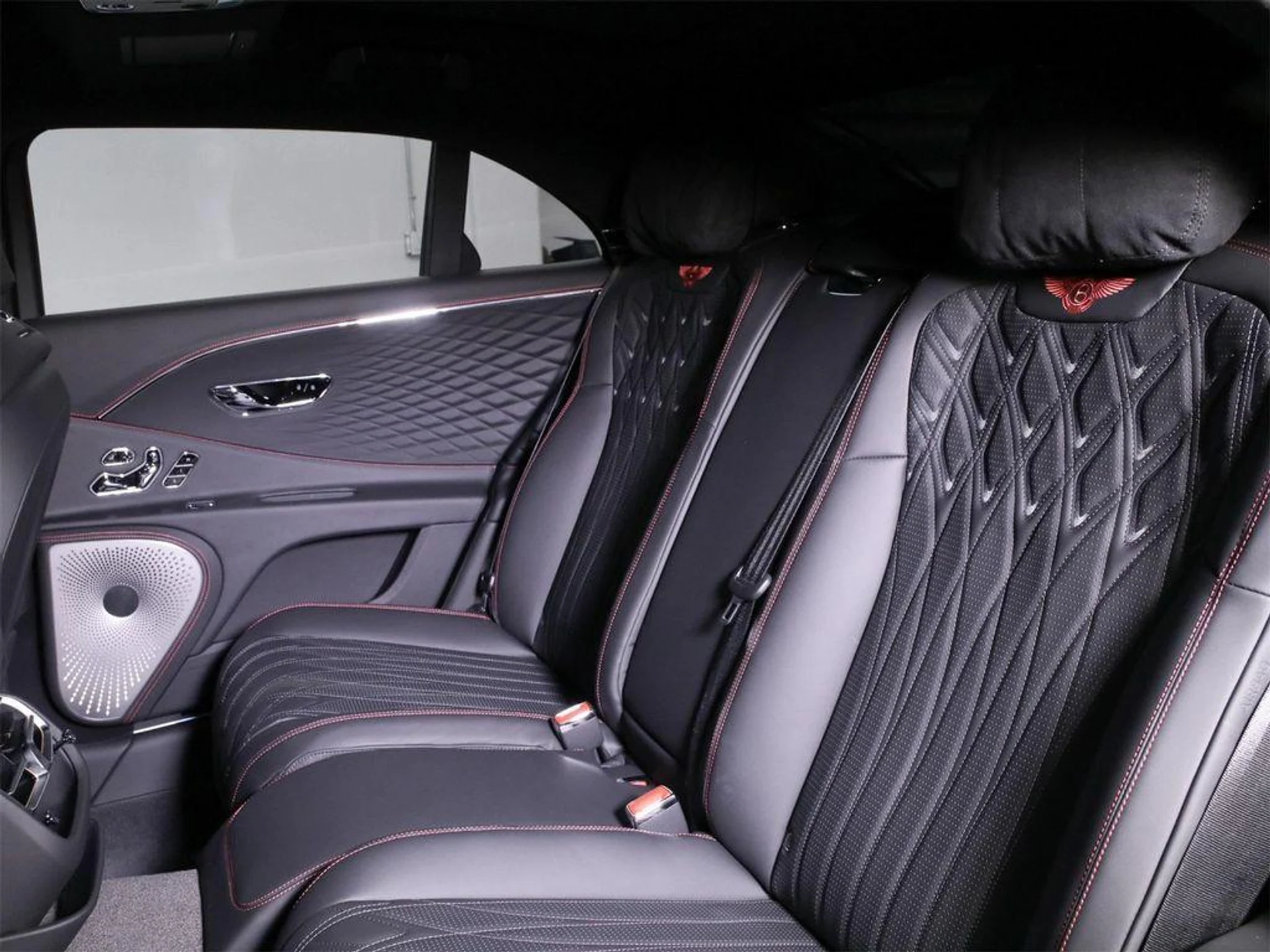 mph025_2447672067_2_PDJ_Kwtq_q_Ac49_Fnfpkzob_ji_s_dcdc20ebb6