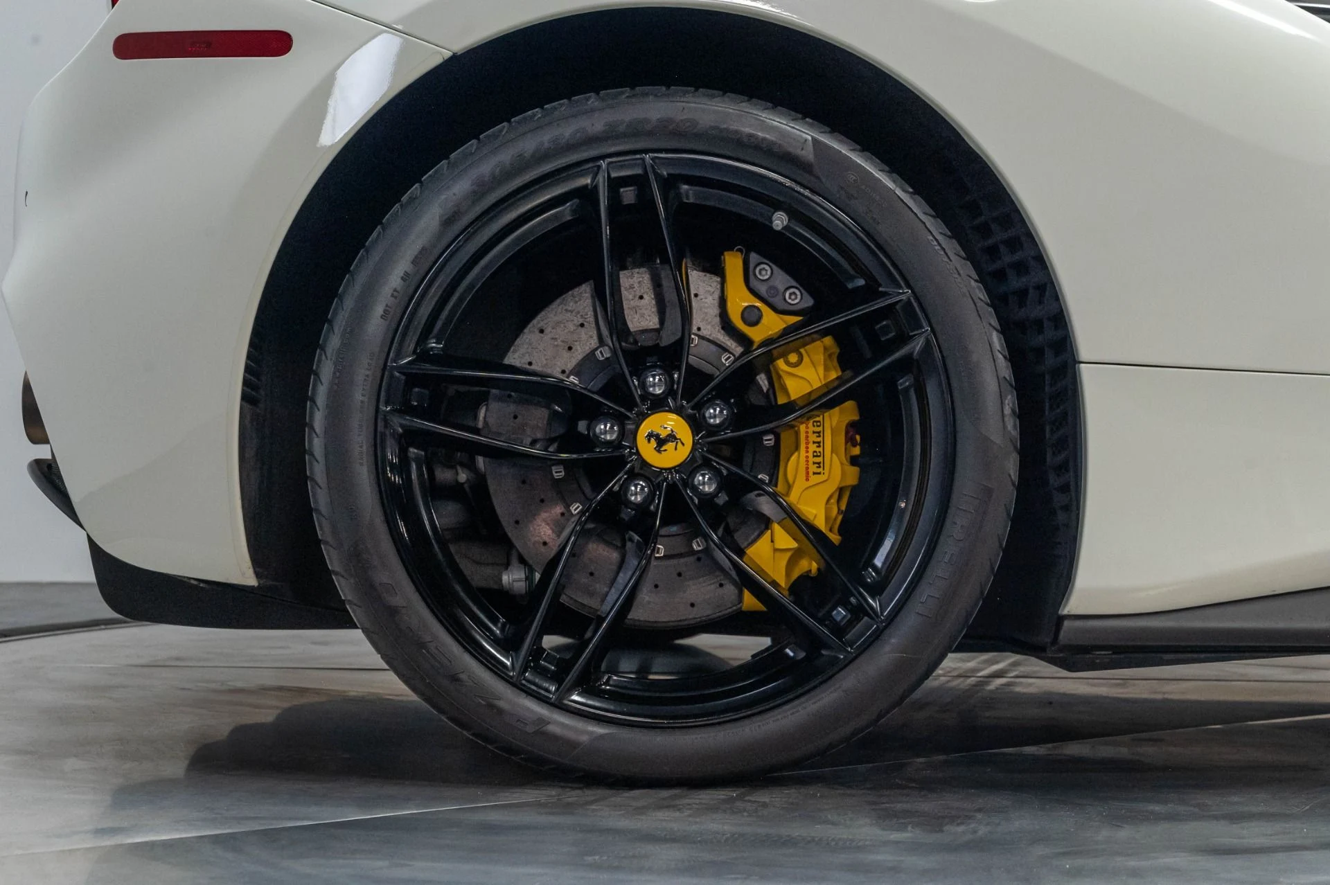 mph025_2447881414_Used_2016_Ferrari_488_Spider_1784843221_c161b318dc