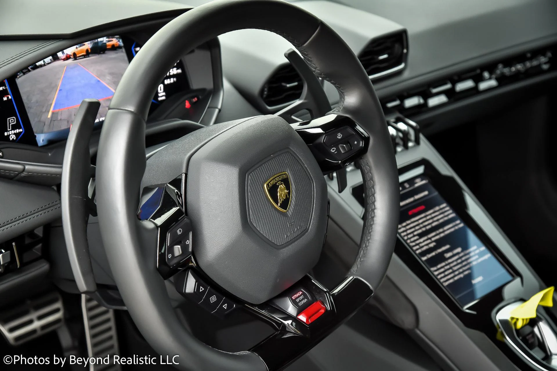 mph025_2450123373_Used_2022_Lamborghini_Huracan_EVO_1743494591_31265aff93