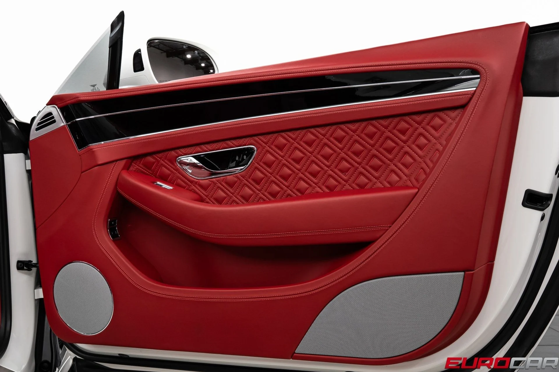 mph025_2452068862_image_26_a7b2f9a5dd