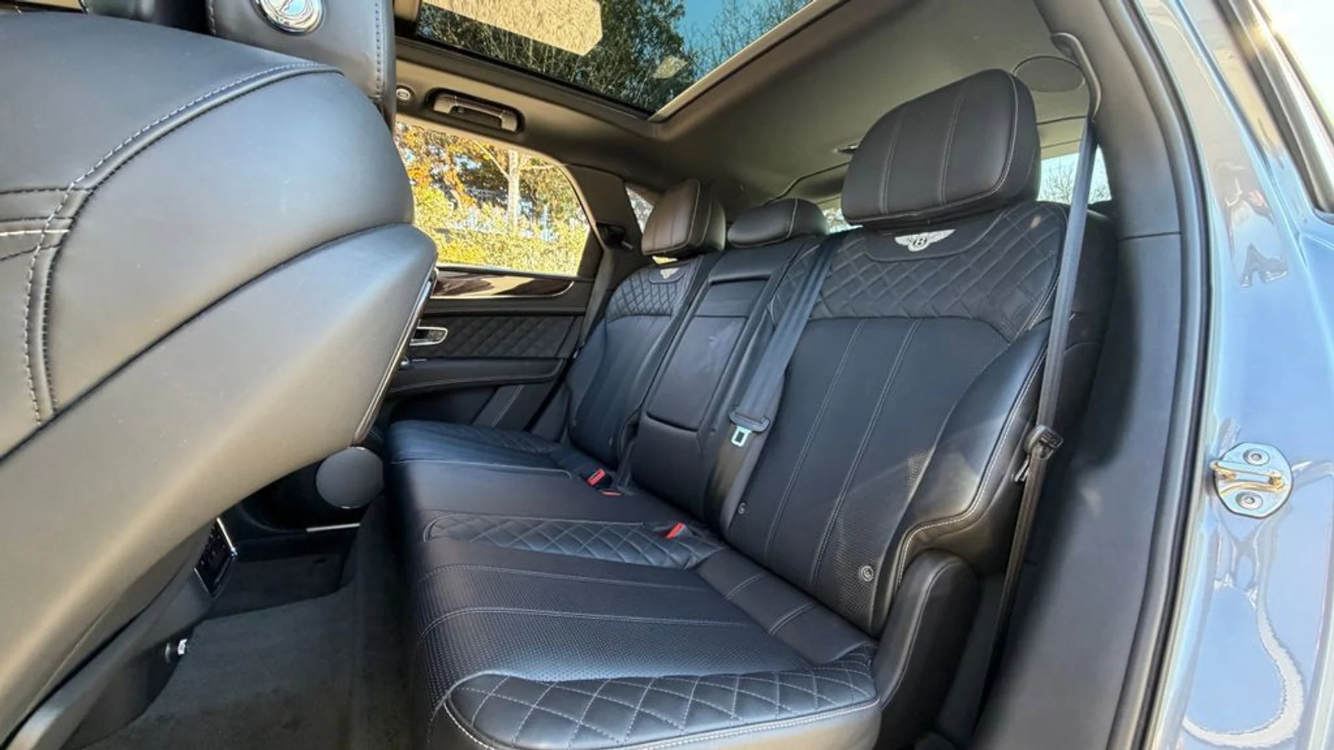 mph025_2455130022_e8137307b5e949ea9be0223b6c2e6631_4e35c551b2