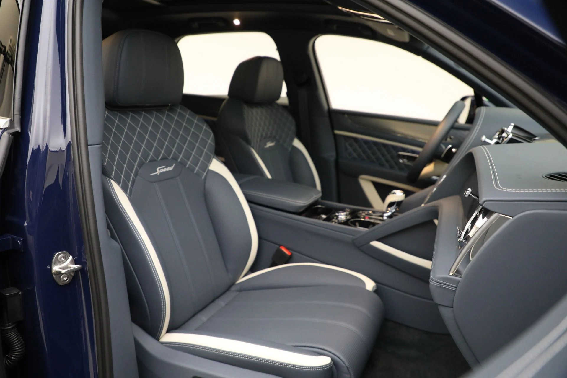 mph025_2463452288_Used_2023_Bentley_Bentayga_Speed_92184f1a25