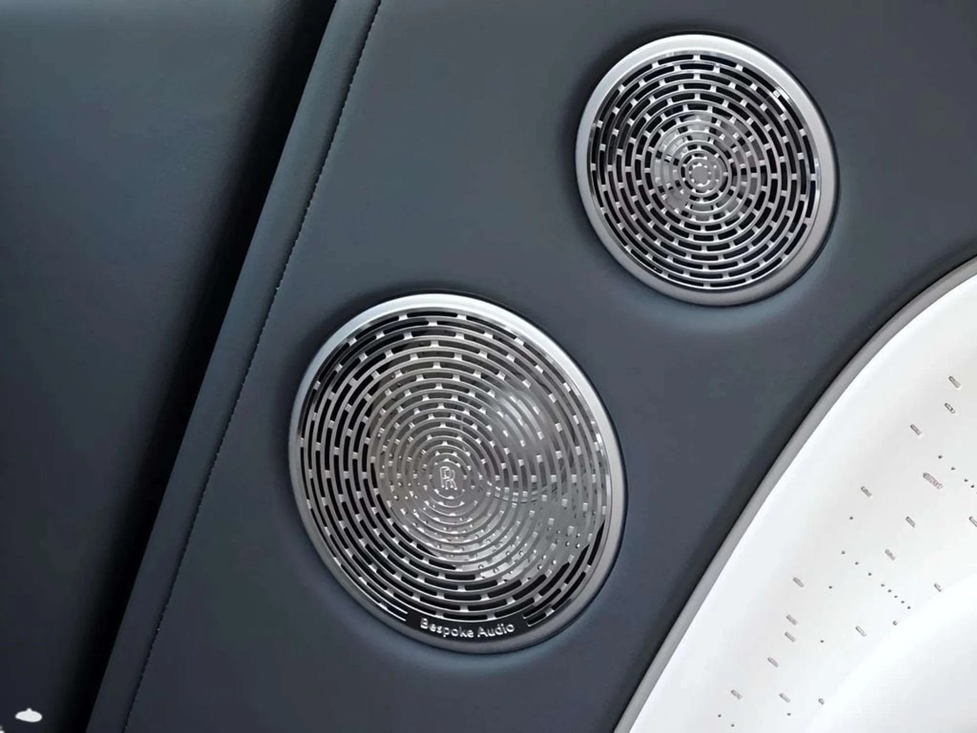 mph025_246415817_574a41aba046b04a3e13fc7cc39416e4x_ca2d986cd1