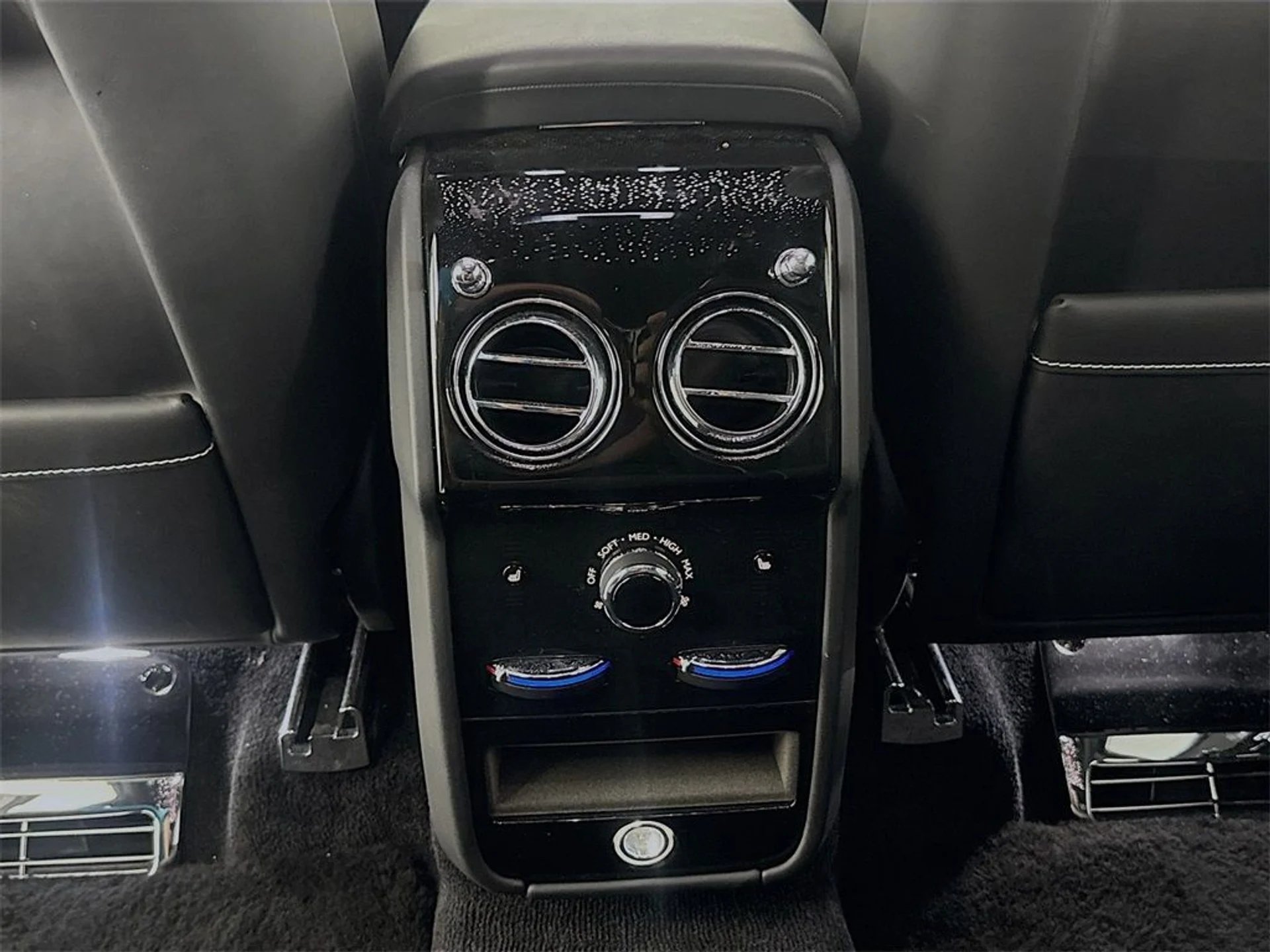 mph025_2467272305_a2469d6c8ef9961024a3d603b6020ad0_1b91637d44