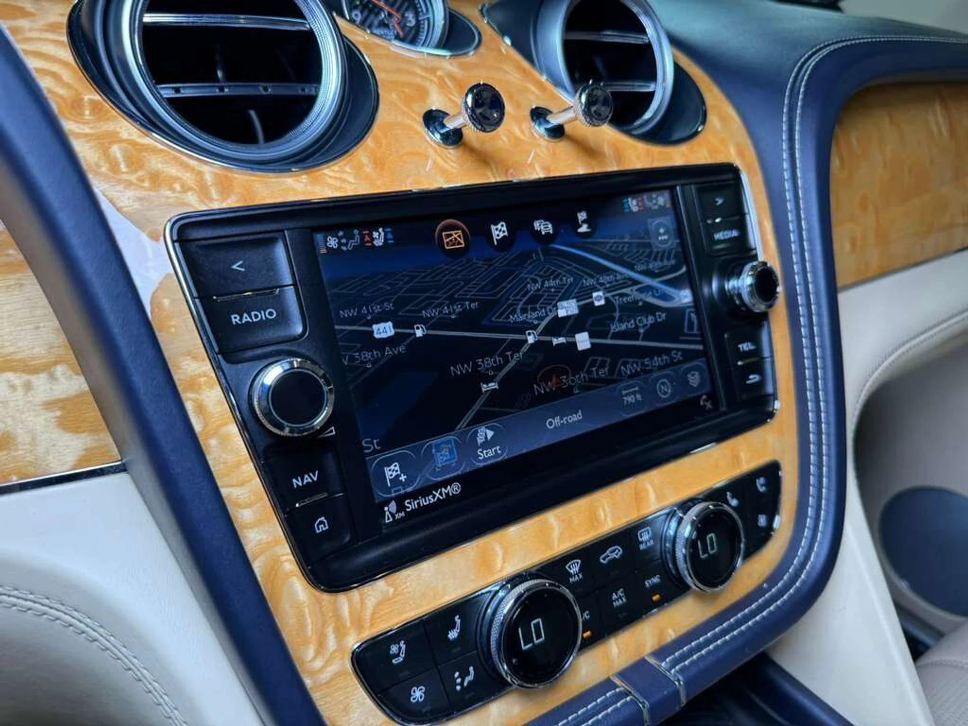 mph025_2472242759_7f6a12336444a98ee8cfeacdc2ea7e5e_0e9a4b9941