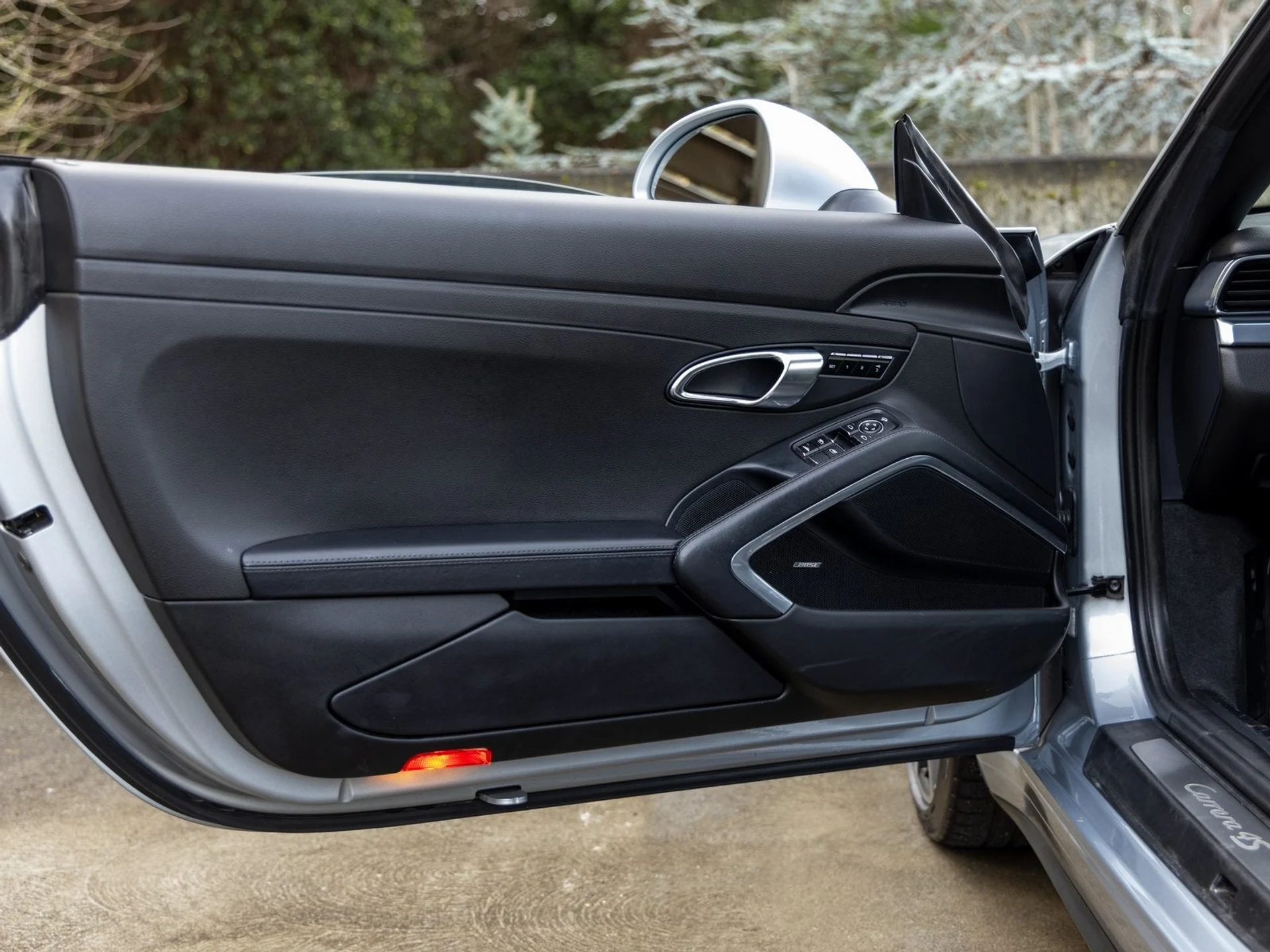 mph025_2474421699_26_0906f0d182