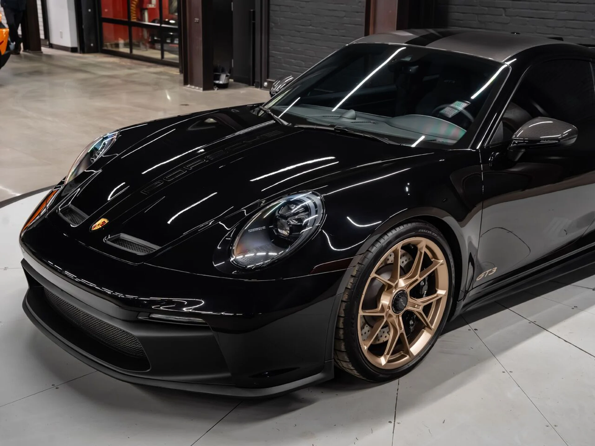 mph025_2475941680_porsche_911_2022_1a5a533b1e