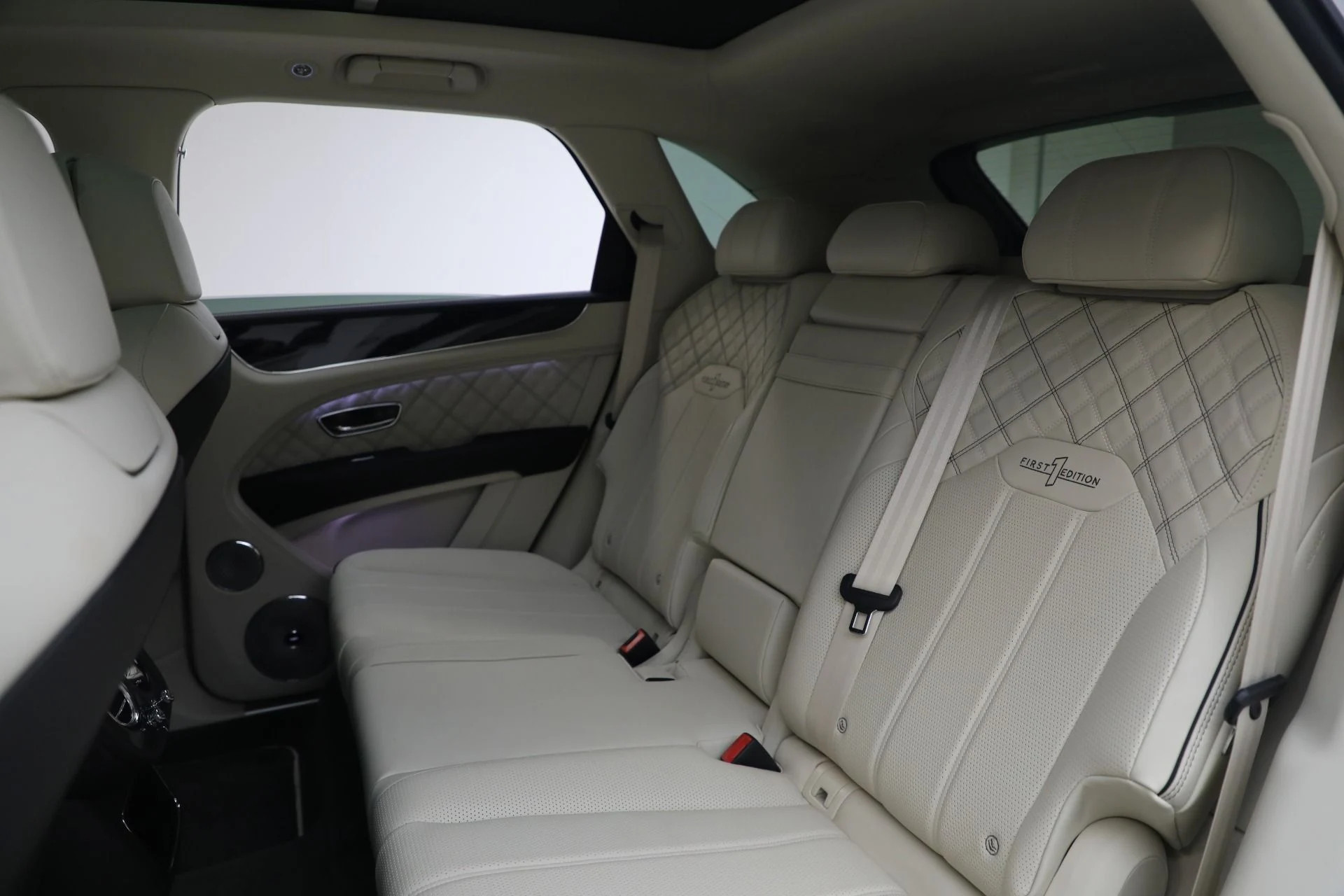 mph025_2476890680_Used_2021_Bentley_Bentayga_First_Edition_V8_136dea1c6d