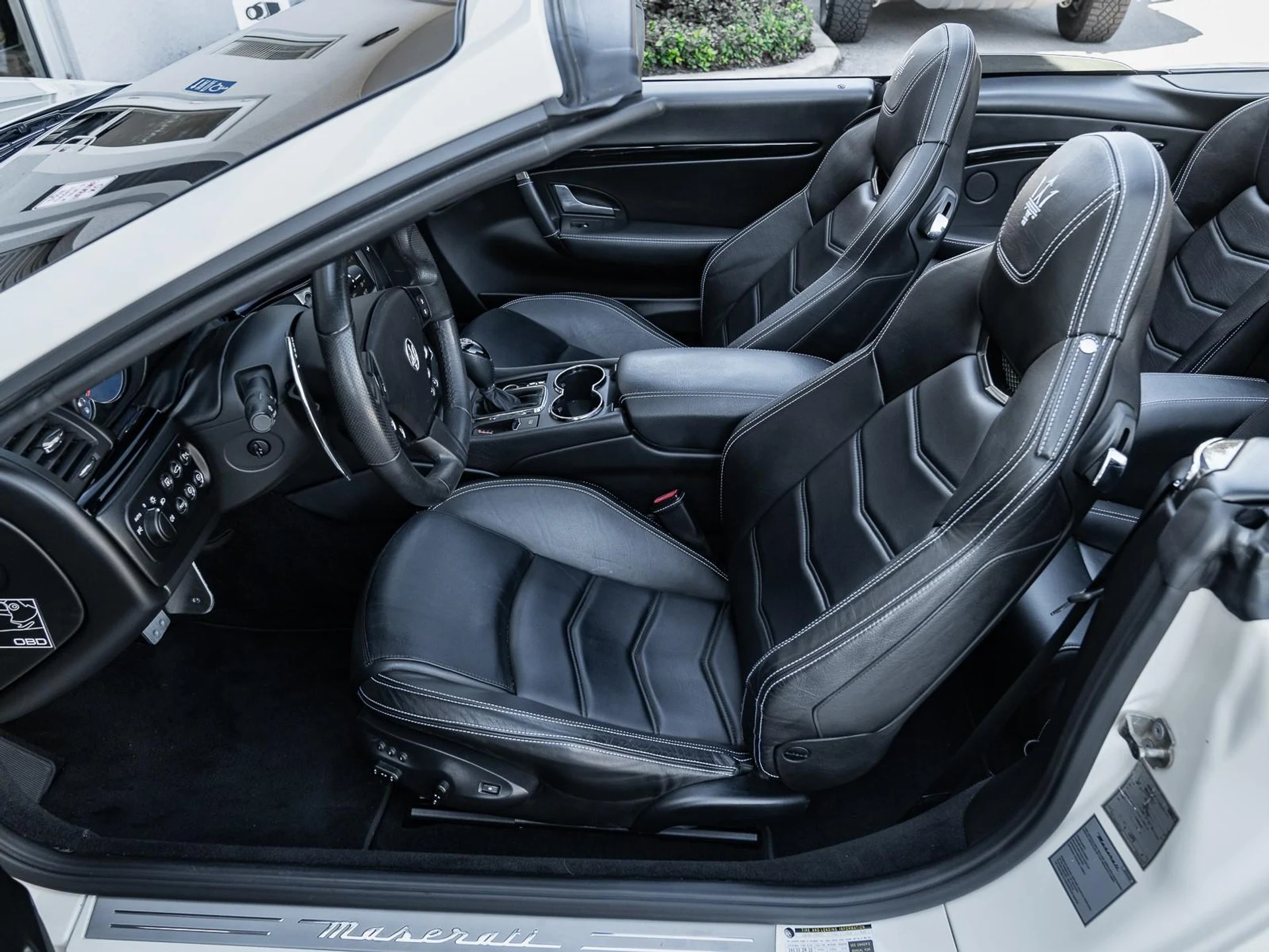 mph025_2479612367_Used_2015_Maserati_Gran_Turismo_Convertible_Sport_1760472371_a49a03d176
