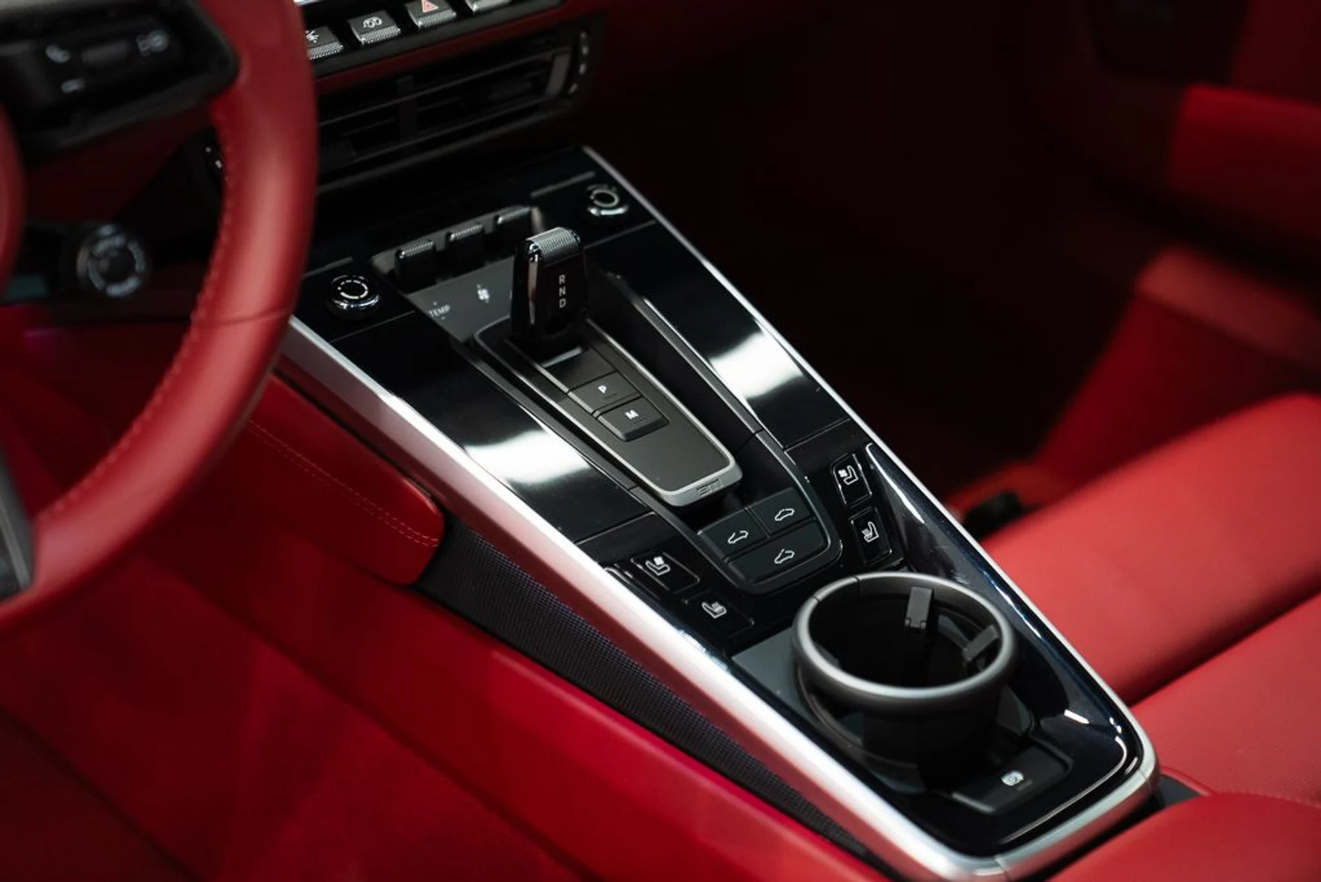 mph025_2488163201_porsche_911_2021_jpg_v_1776180195_b745b3bfa3