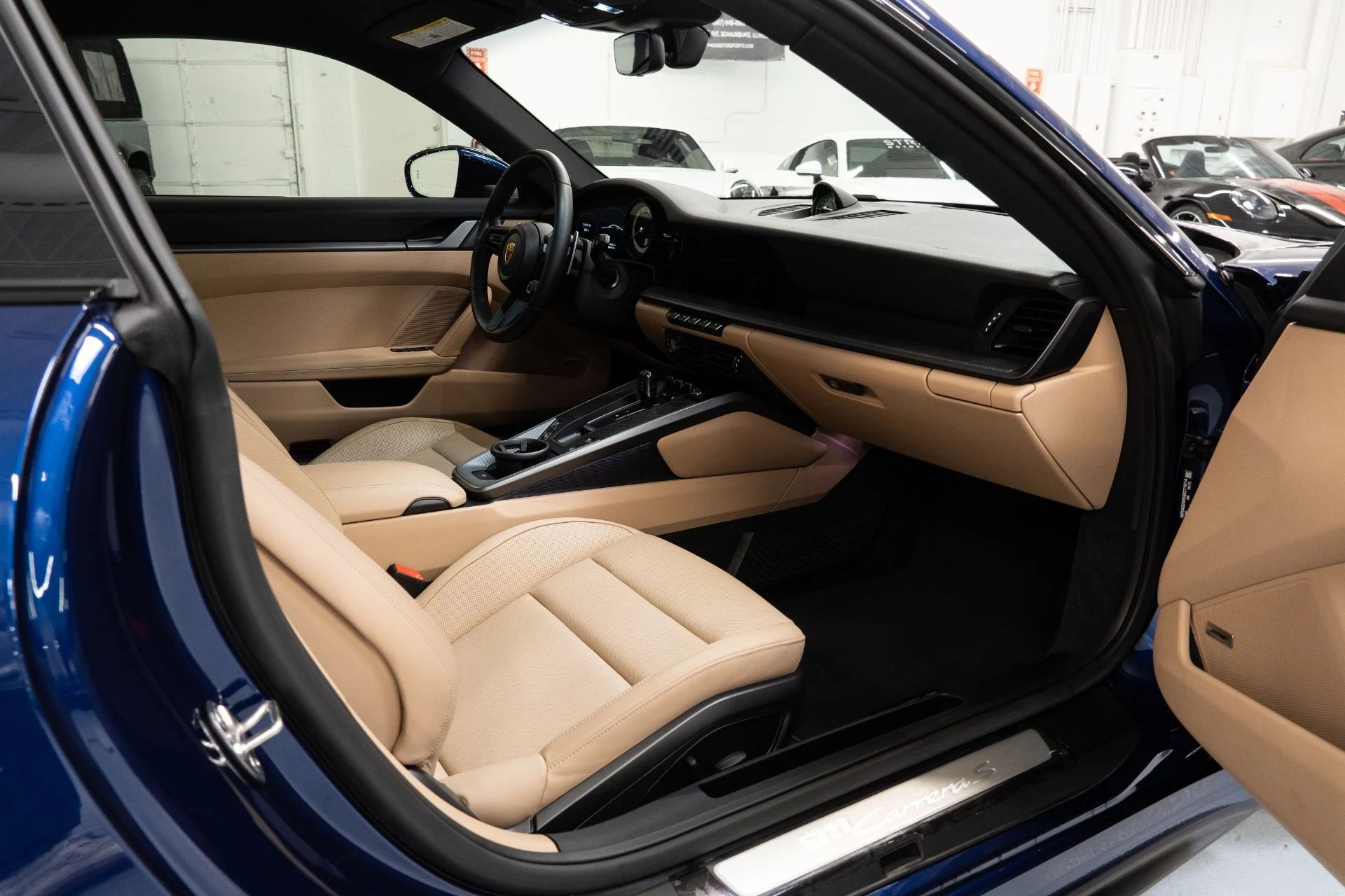 mph025_2490396973_Used_2024_Porsche_911_Carrera_S_1762982926_728532a703