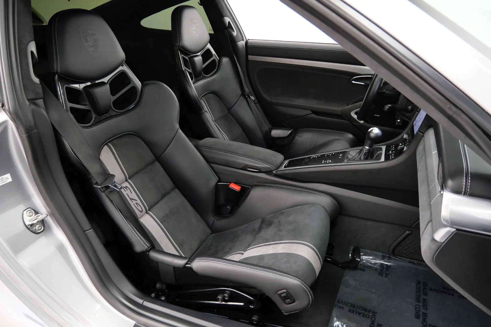 mph025_2494719857_Used_2018_Porsche_911_GT_3_6_Speed_Manual_Carbon_Buckets_Carbon_Brakes_1787849998_0cdd12145b