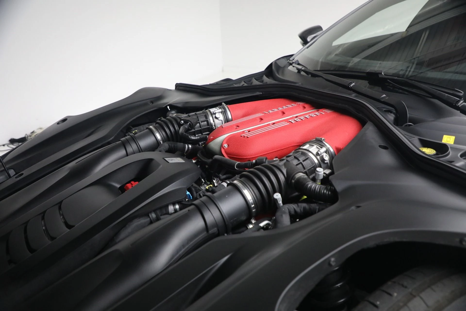 mph025_2497582972_Used_2025_Ferrari_12_Cilindri_1784639089_3ef500e362