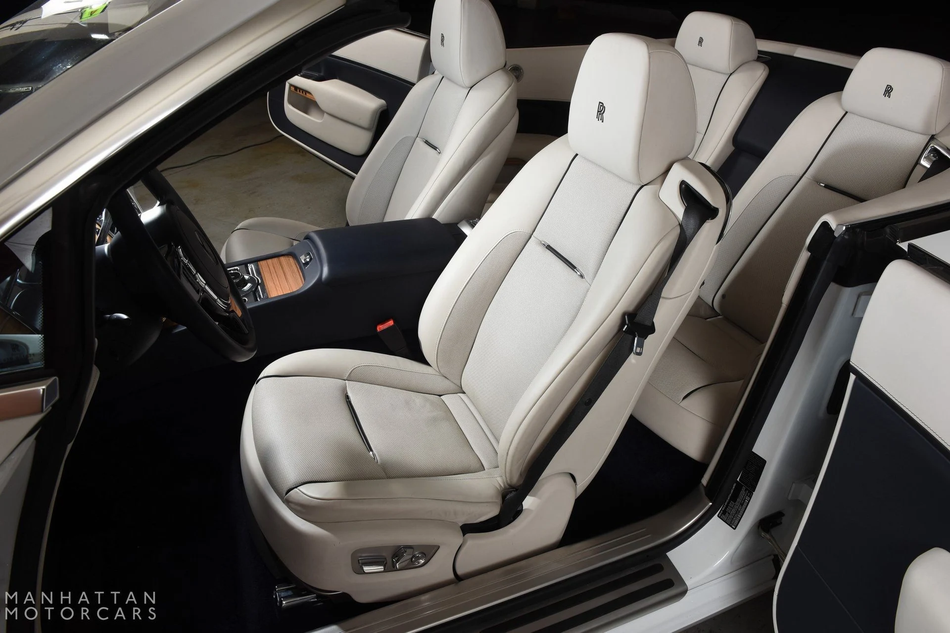 mph025_2498876817_image_25_abe7983c69