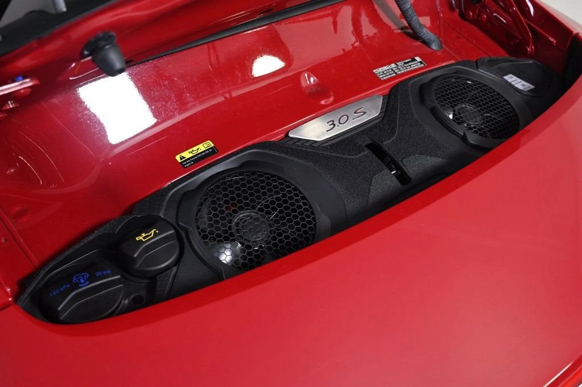 mph025_2516483082_90232df99b4a44fd864b9edd8889f50a_42db610741