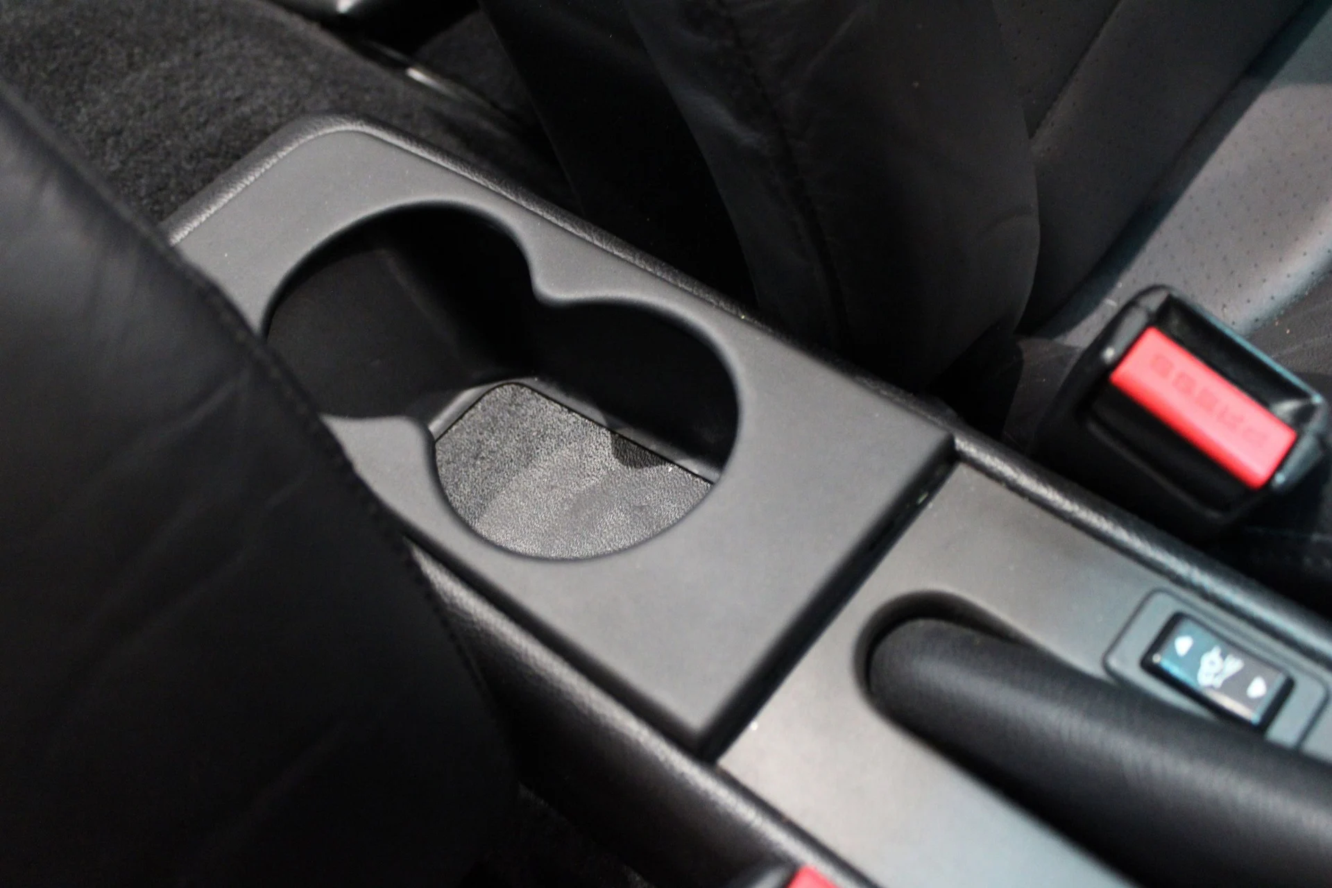 mph025_2519188675_82dd9fea850bd4c55a535e9981b583d6x_968112184c