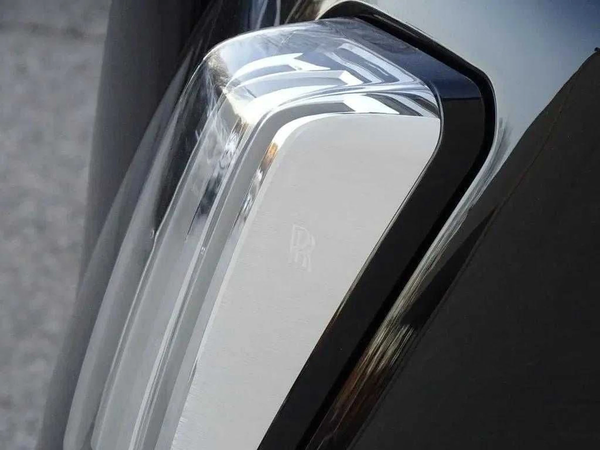 mph025_2522651723_4d641eaef7004f9f61b29e0d75737c24x_5d467db5d2