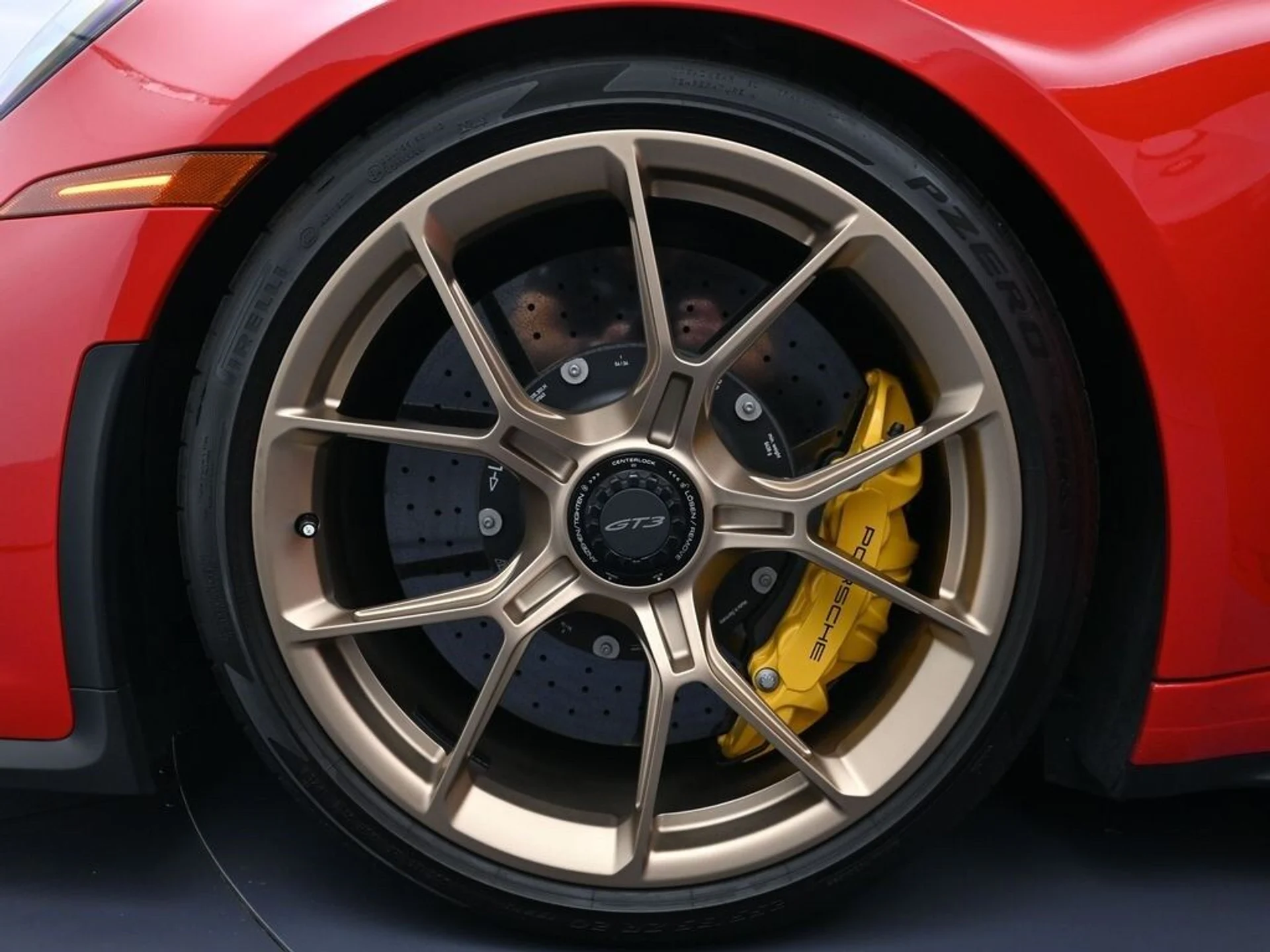 mph025_252542003_4768f909c639c14b8379641b4513be44x_ae08471d86