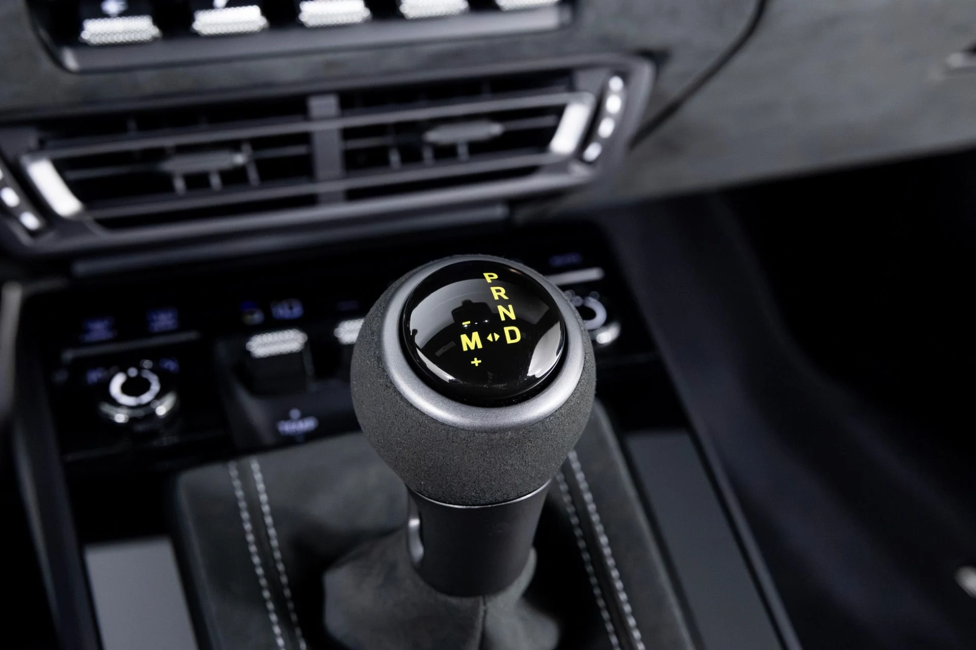 mph025_2527331337_Used_2025_Porsche_911_GT_3_RS_1765482744_911303c9ae