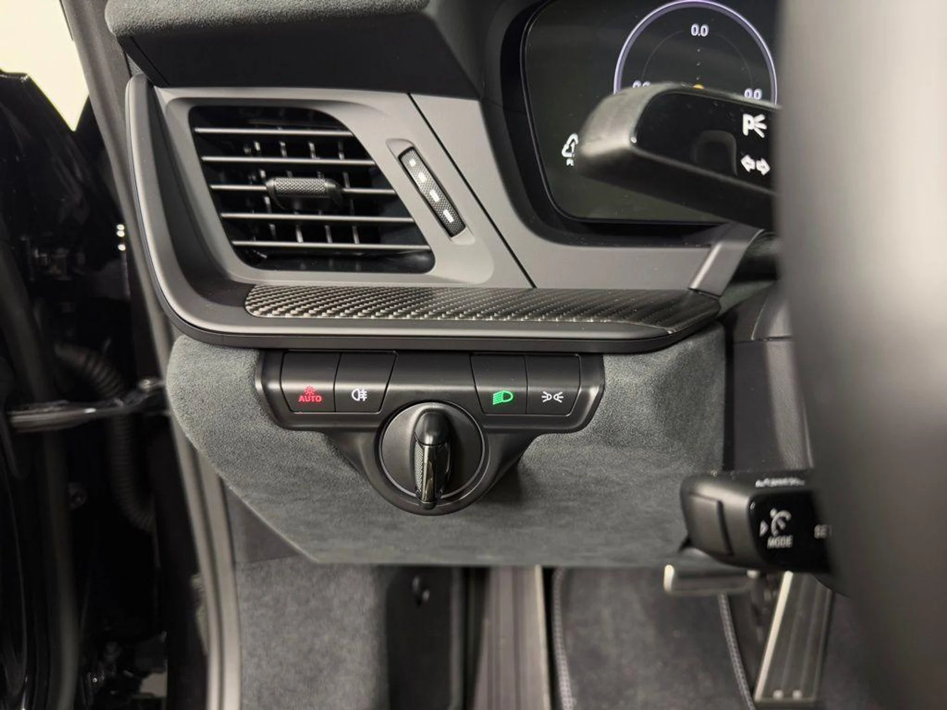 mph025_2530974214_n_VHX_4wl_N_Lez_M0p_Q3id_JYL_13rv9_Q_32d30ccc6b