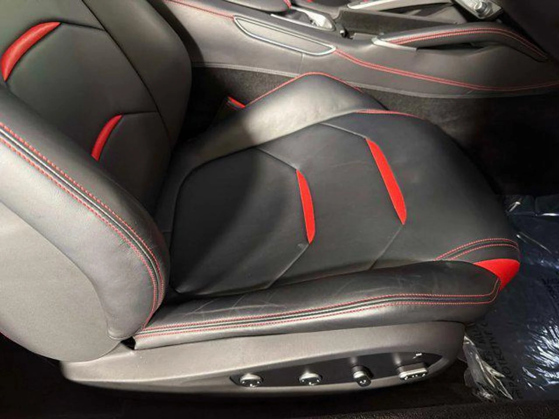 mph025_2536290007_0_8a_J1_Tu_Fb_Q_Hw_I8ut7_ZT_Qq3vs_SM_ba9460963a