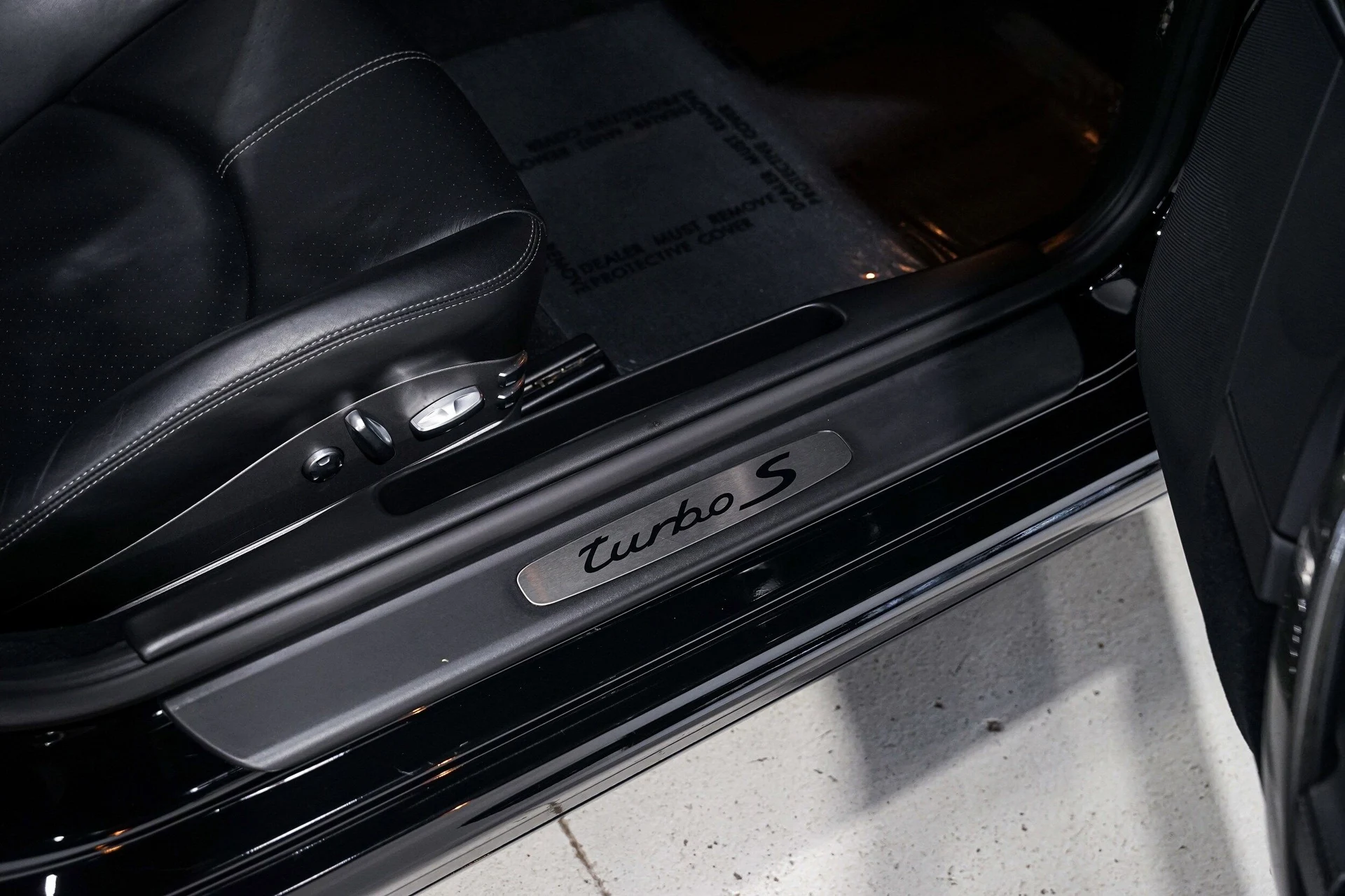 mph025_253640244_427f21841de46a68405a10072e61eef4x_79765f1dcb