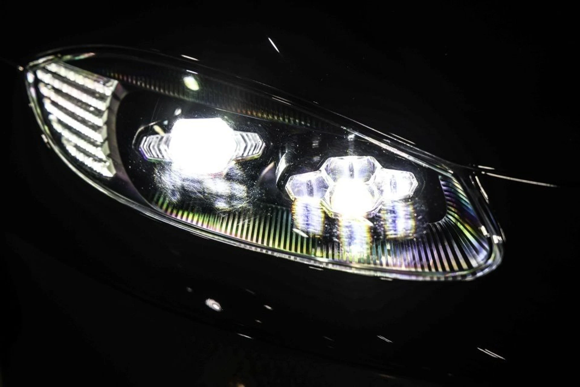 mph025_2547586897_r6f51w76ksj9dnxorj79jhju9sxn_a84e47ce1c