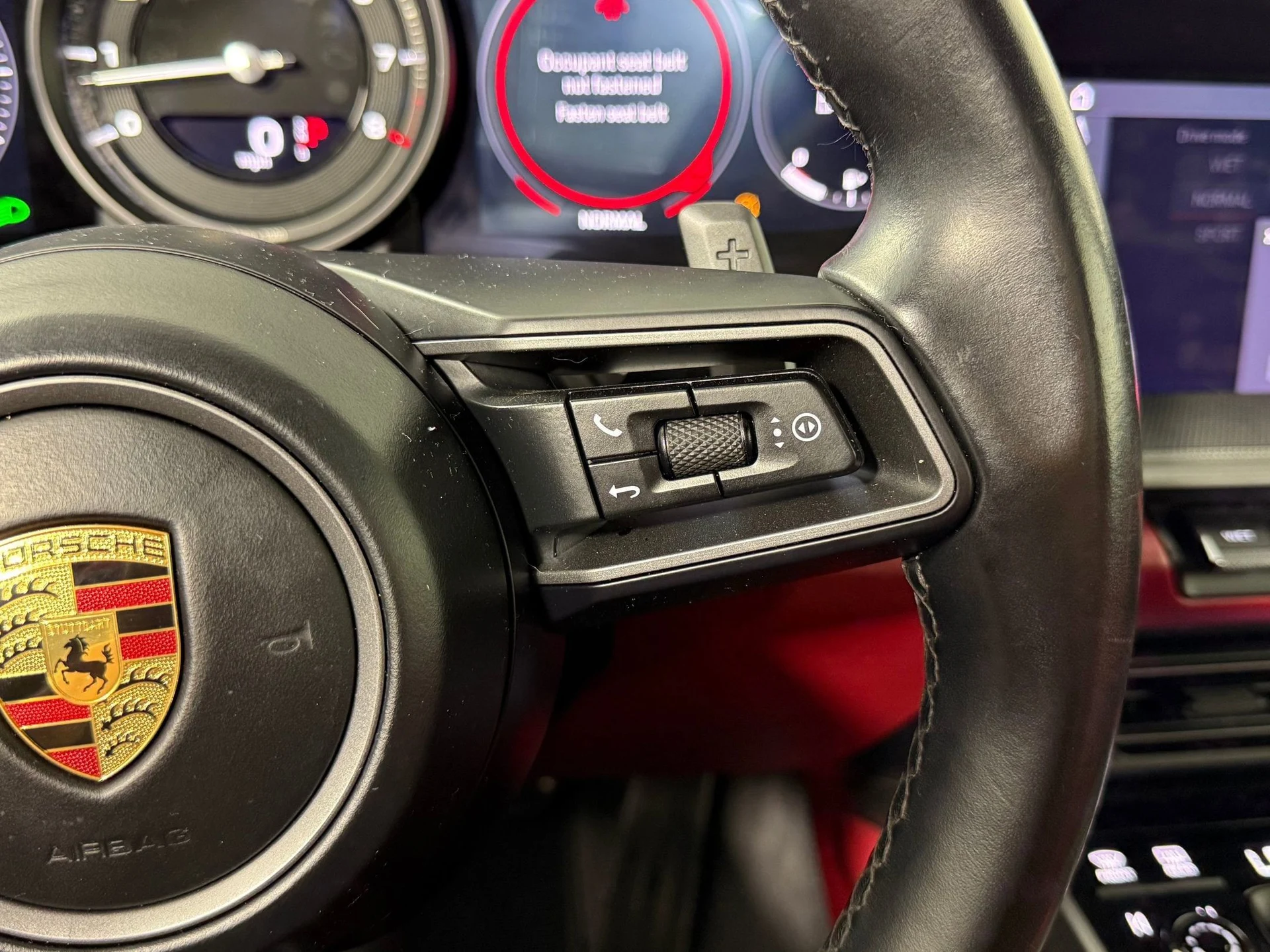 mph025_2548411485_17c5228c0051bb31c46694c7b81647bdx_b0410d64c2