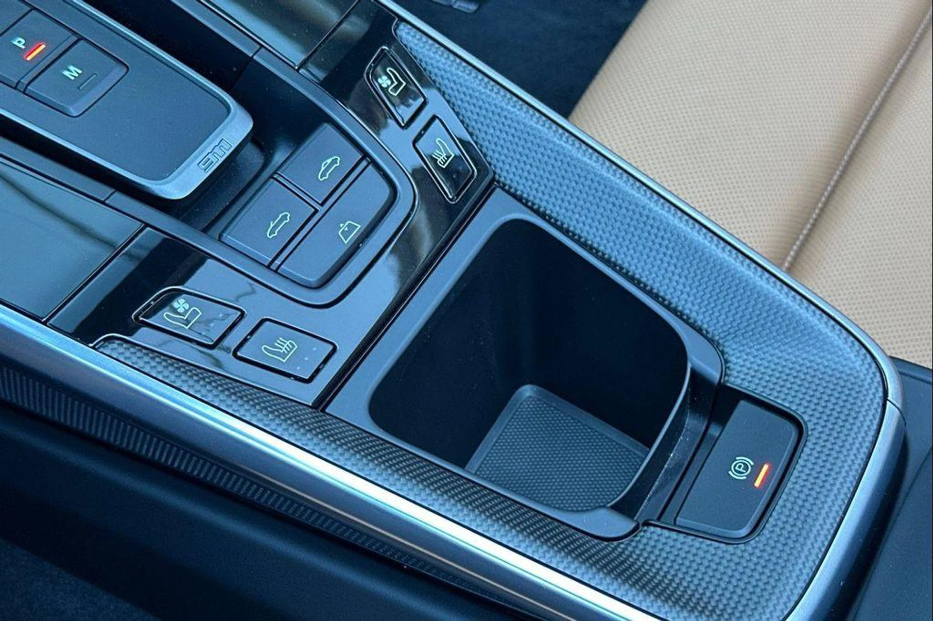 mph025_2550558721_Oj3_m3_U_Iez_Wsm_E2_Vokt8_b_RO_6_CY_690370a022