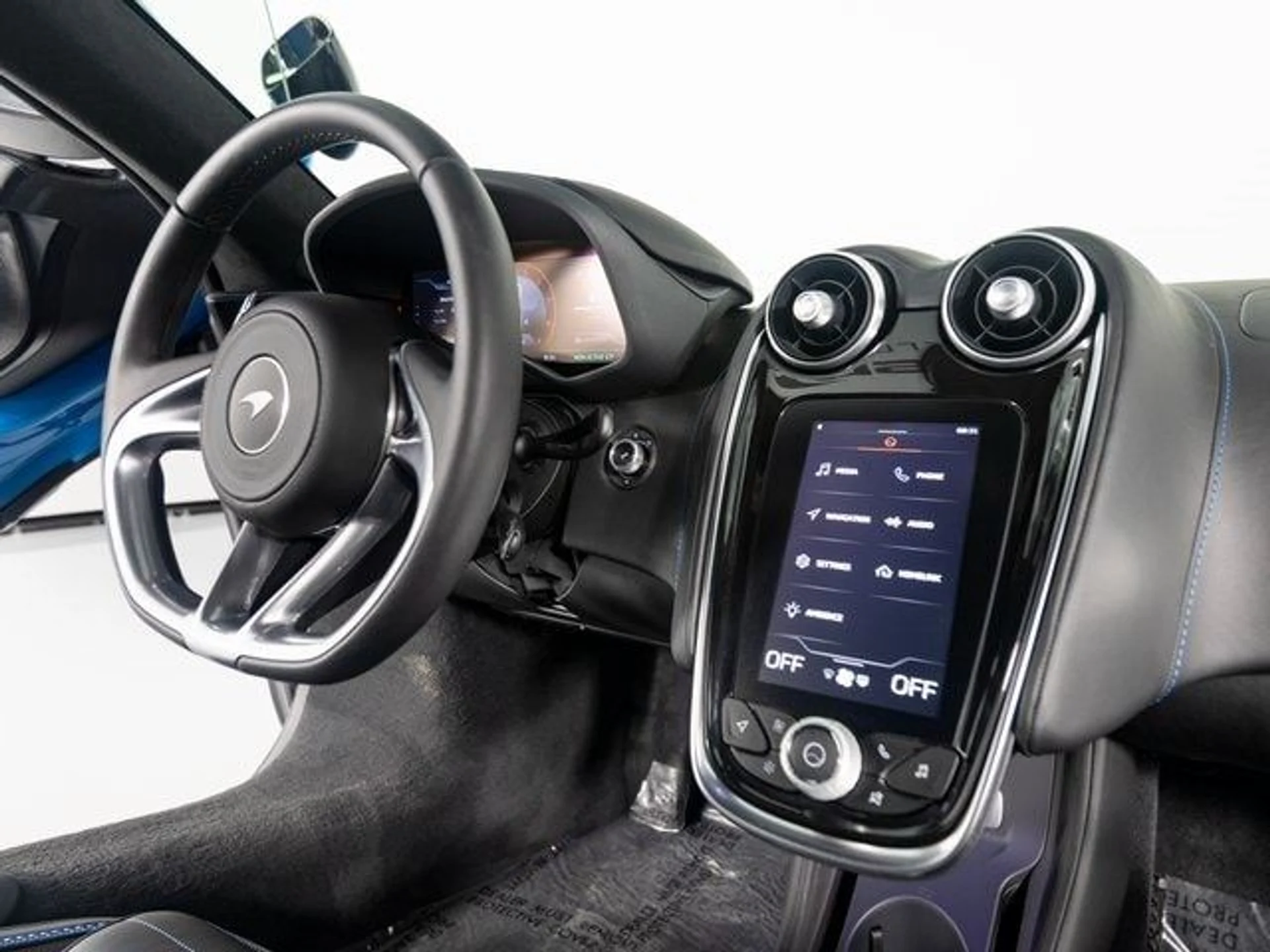 mph025_255688530_b6a6cf23090723c612e6b5198307cbd4x_3f648f11ed