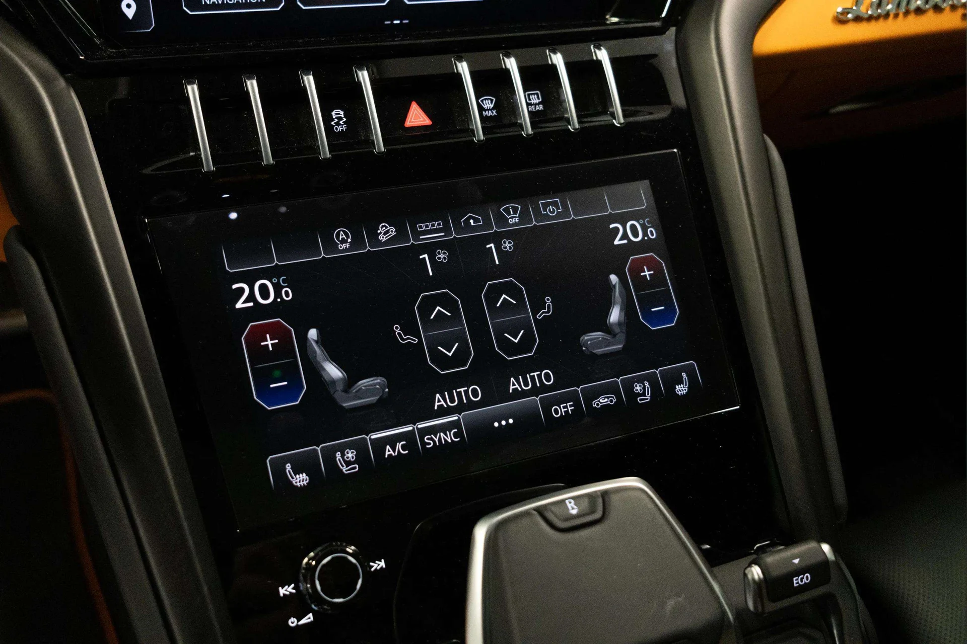 mph025_2564726740_e2c4eaaa_8ddb_49ea_a497_3bc3d3cf75e8_202420_Lamborghini20_Urus20_S2028_ZPBCB_3_ZLXRLA_3431329_26_bd33ef0f68