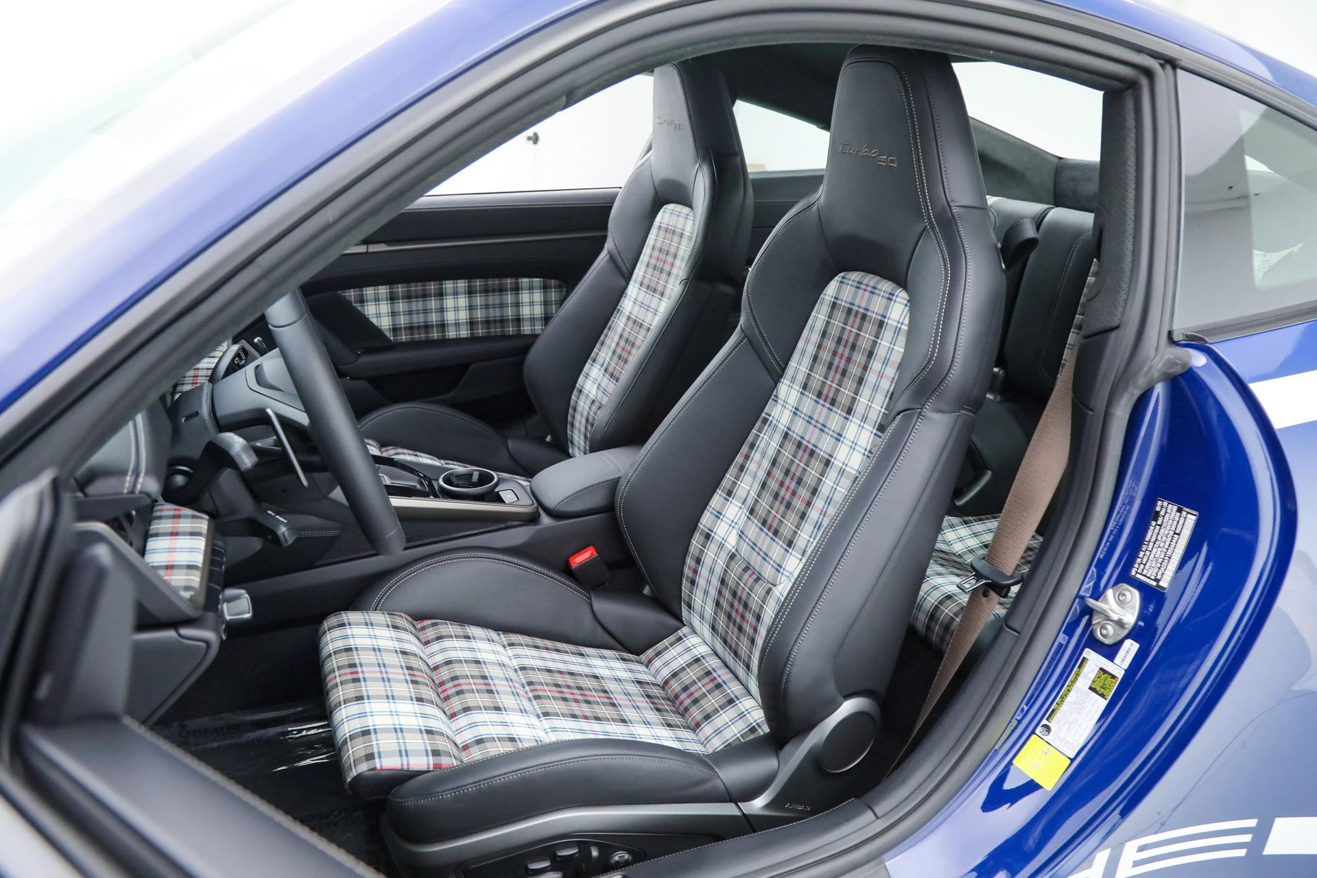 mph025_257212942_f676141dccbd1687acd501b9353c09d4_f9e6553bcd