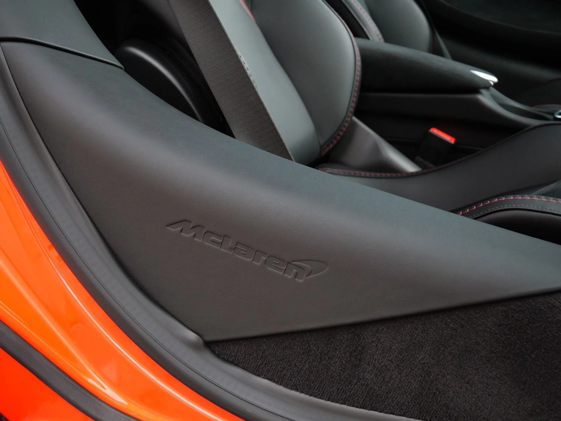 mph025_2580542114_8bb4b4a646c15c99b30d0c6d87494249x_d6c205de78