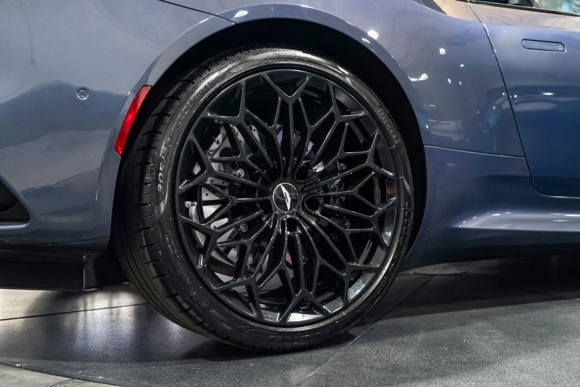 mph025_2585239699_Used_2021_Aston_Martin_DBS_Superleggera_Commission_by_Q_Daniel_Craig_Build_1771268852_b9e163c907