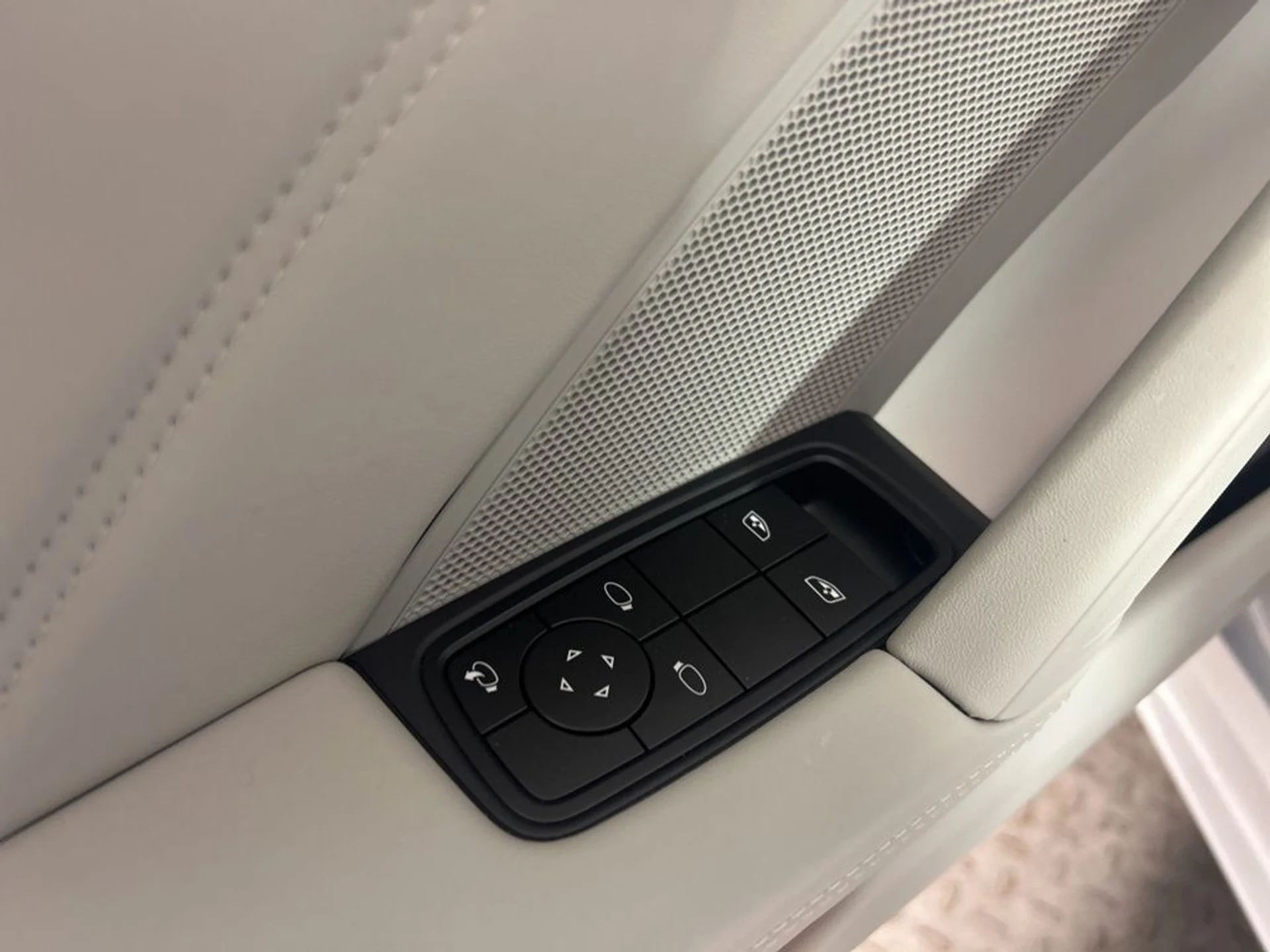 mph025_2585465850_42ca73ef50932ed0eb85a4707731adca_9e796ca2a4