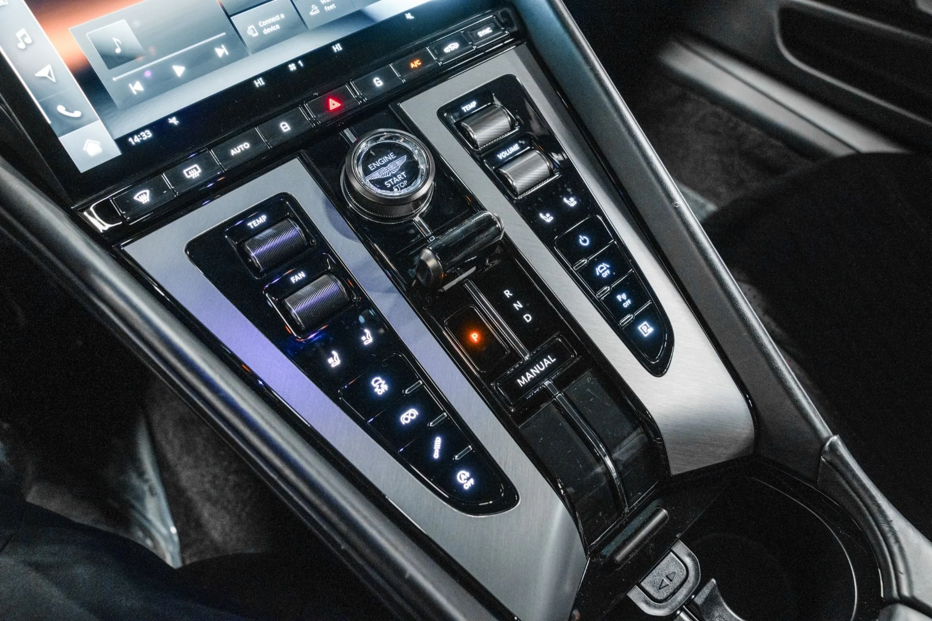 mph025_2595956835_Used_2024_Aston_Martin_DB_12_V8_Special_Paint_Color_Bowers_and_Wilkins_Premium_Audio_Carbon_Brakes_1771535066_3ad056271b