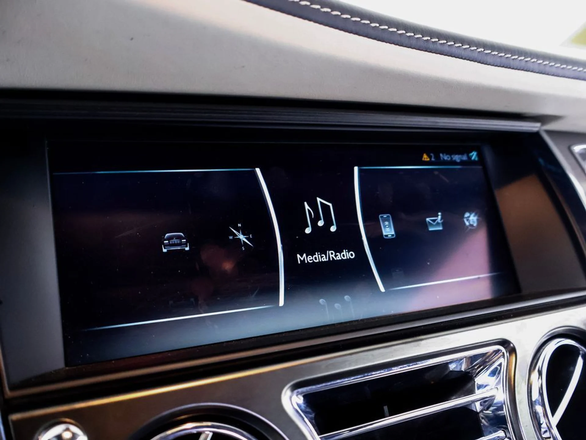 mph025_2596460389_f464d921d68e13f36db6b4a32c7ff02ax_7e3bd602fb