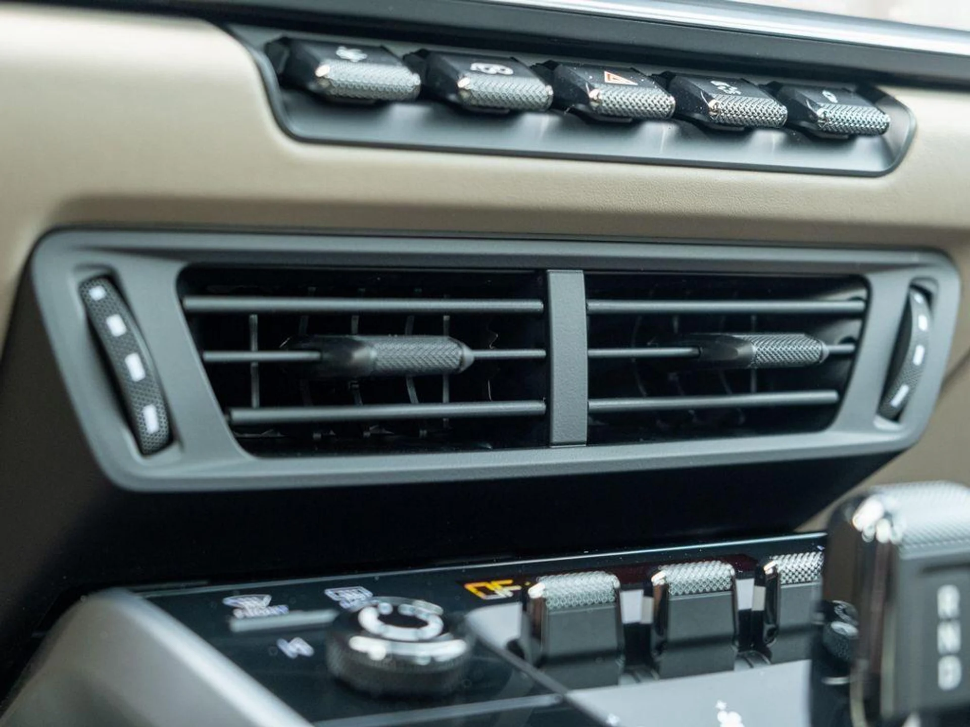 mph025_2597546479_xyrx_M_Rp_Pxzyj_CZVK_Mj_P8_Ltp720_Q_953d1b4dfe