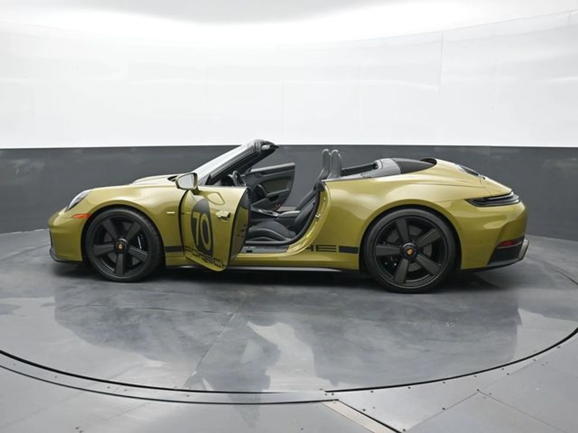 mph025_2610066234_206a04e83a584f36d355849192c11fa8x_c36aa37b54