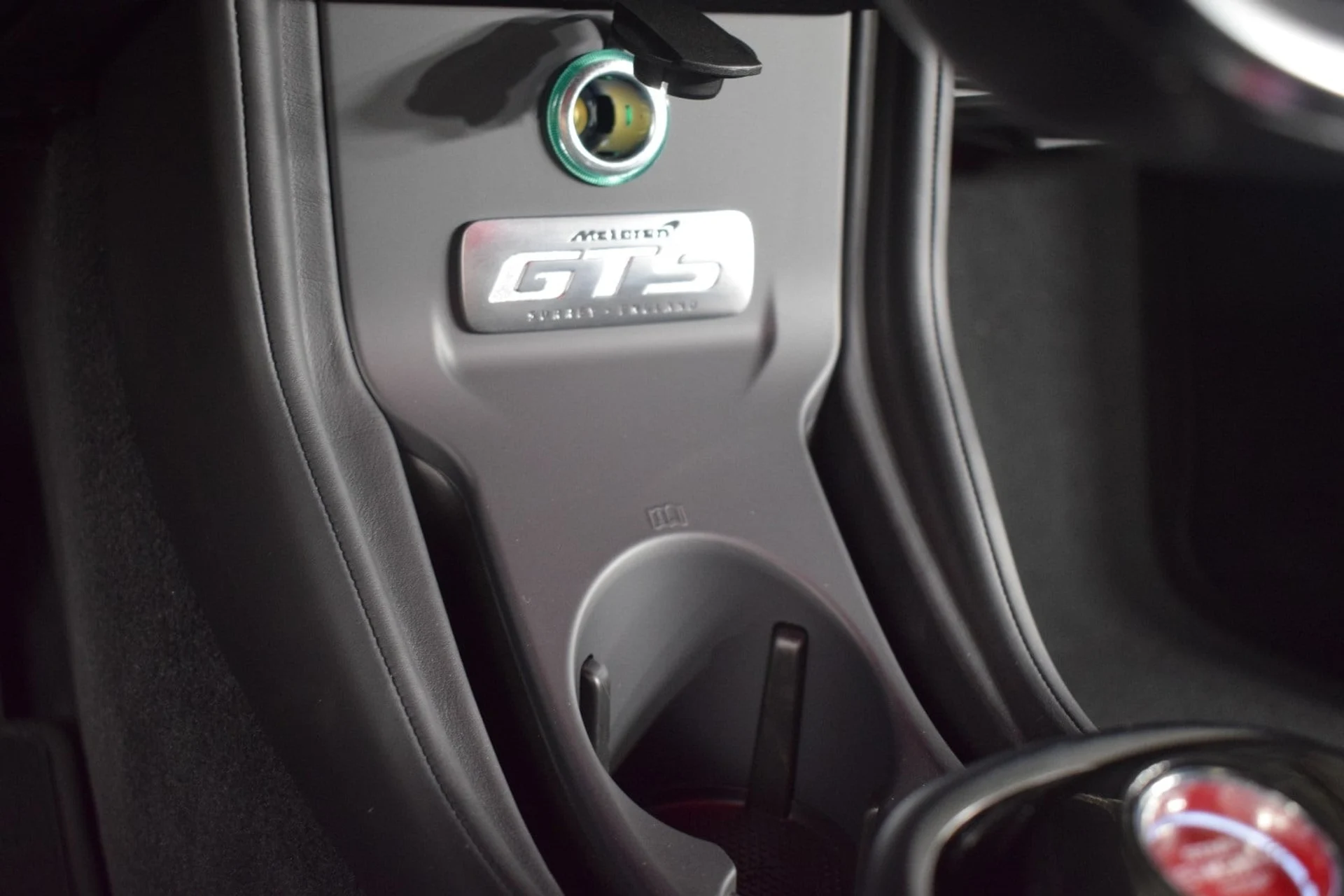 mph025_2611118715_fe1a1fce8f24b4a50824251403c30167x_8e0be89412