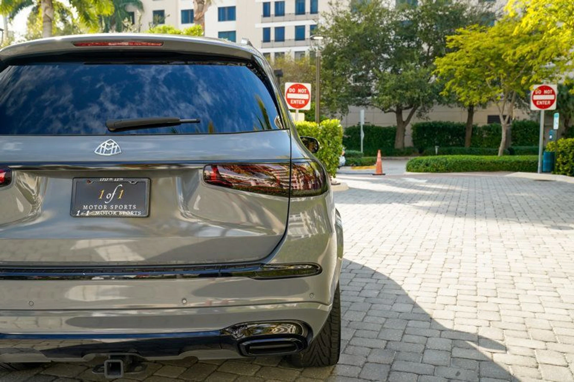 mph025_2616191976_22948878_26_800_e68ab366d7