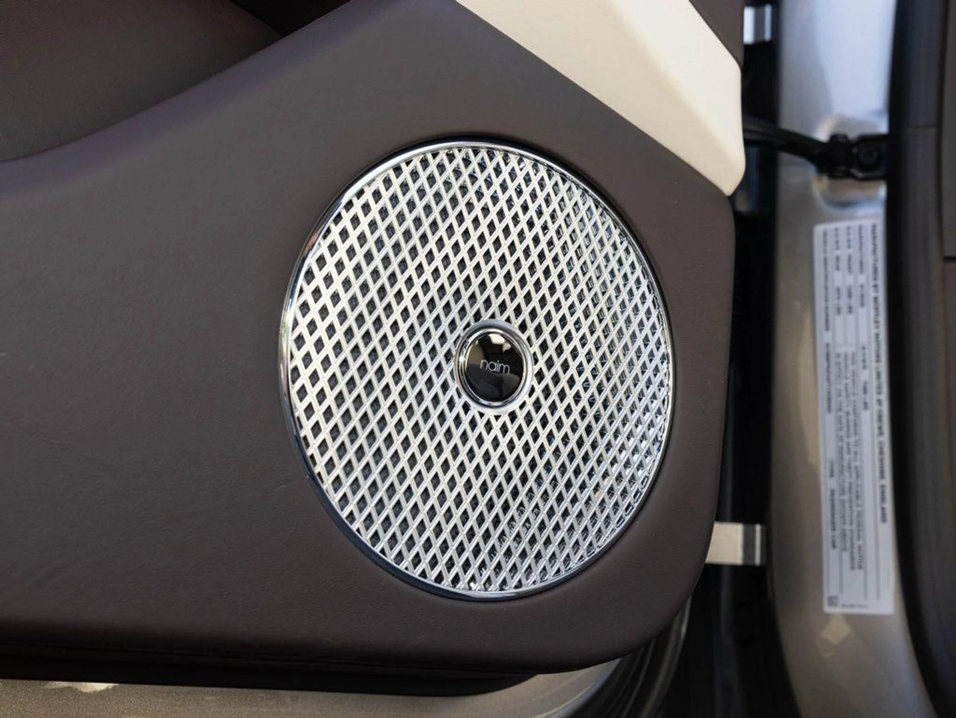 mph025_2621114948_514426019_69ea40e6a250cd82d00a2439_3e391229db