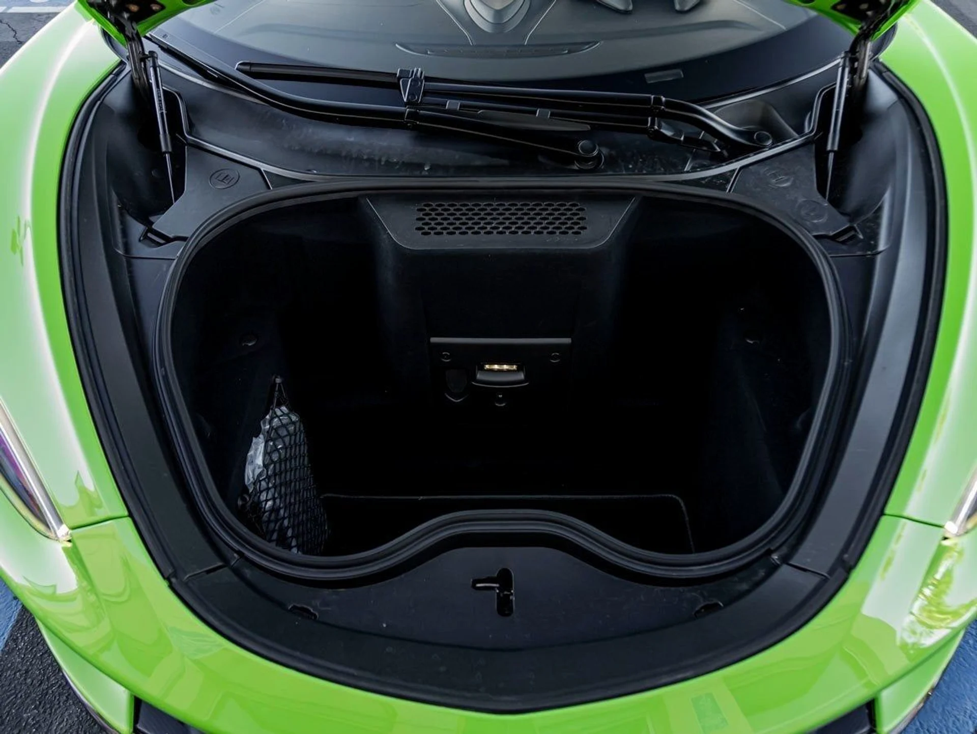 mph025_2629336542_26_b357f7b9c4