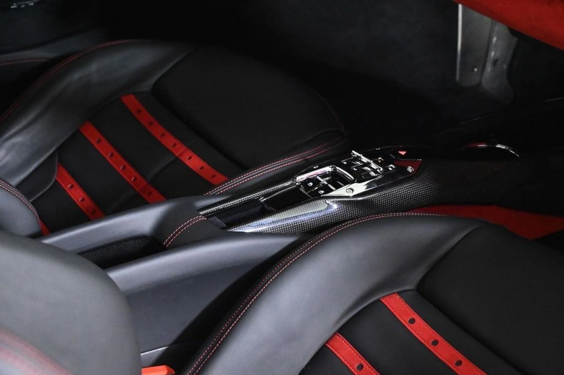 mph025_2634458442_54c2701679614c70afd72c5d5346218a_0106243c37