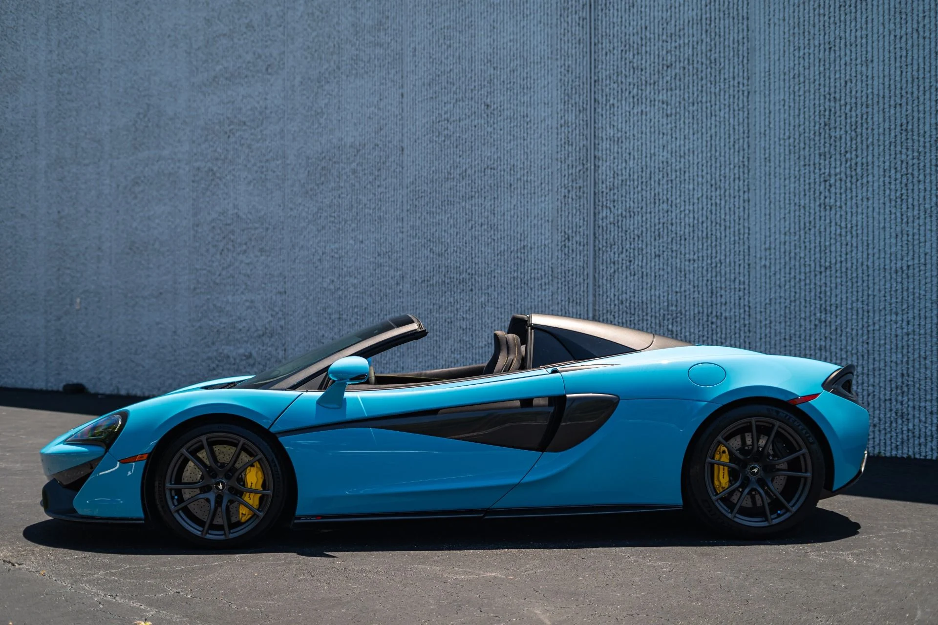 mph025_2636030567_Used_2019_Mc_Laren_570_S_Spider_1781728505_fa18a4712b