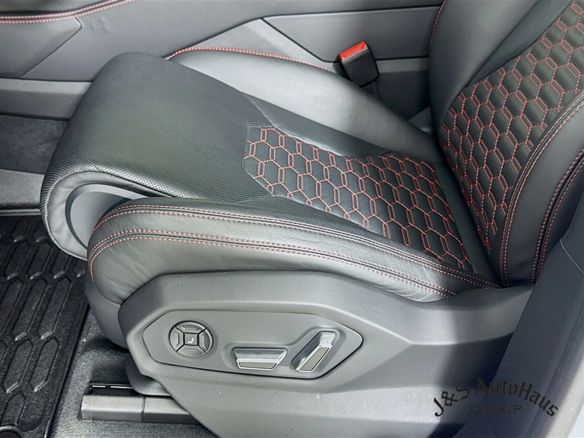 mph025_2637338748_s1w2f7xt5tf758sdsu9iifo51vh1_7ebdbaa9f8