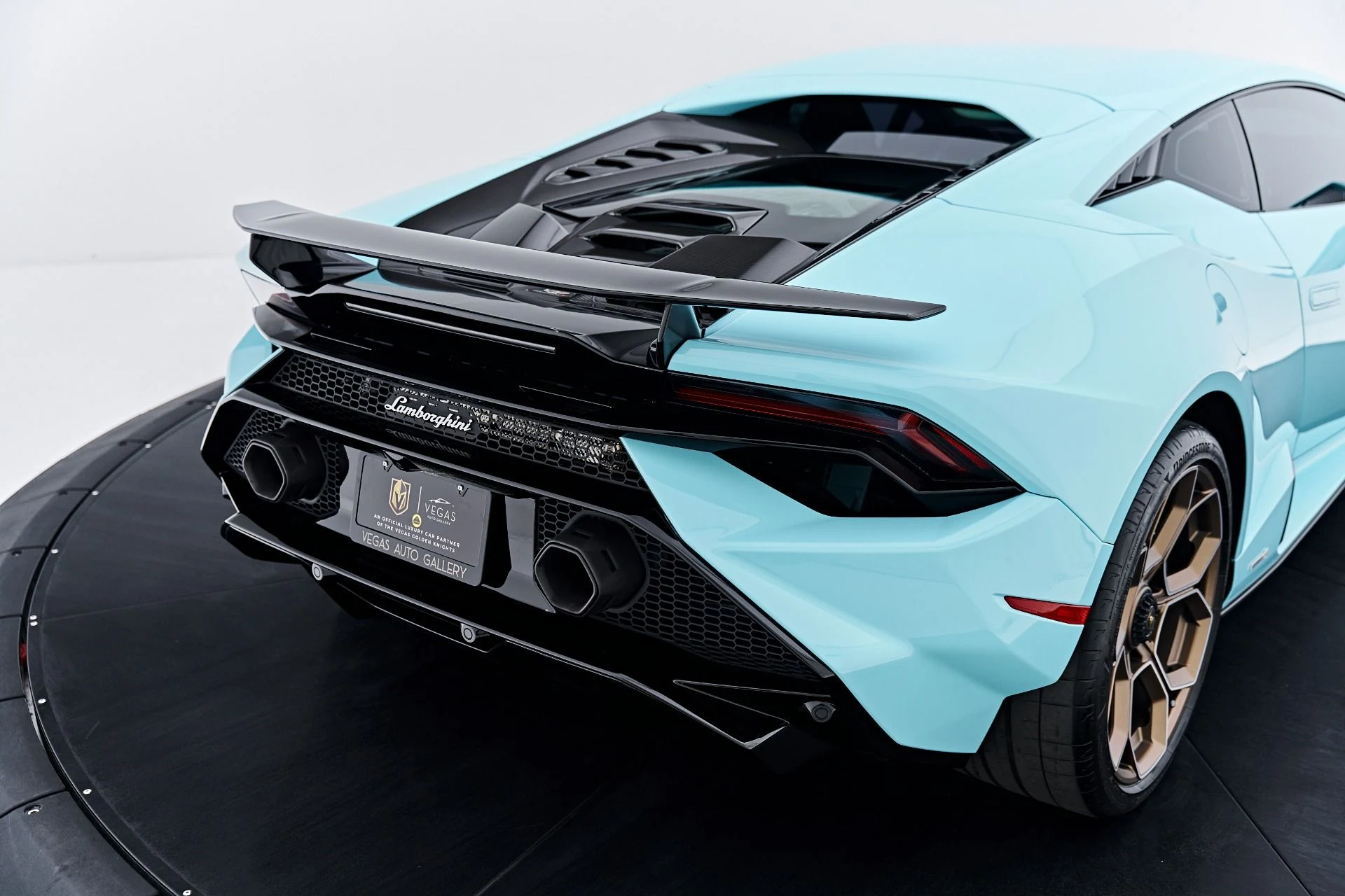 mph025_2641429782_Used_2024_Lamborghini_Huracan_Tecnica_Base_1788455389_6116051104
