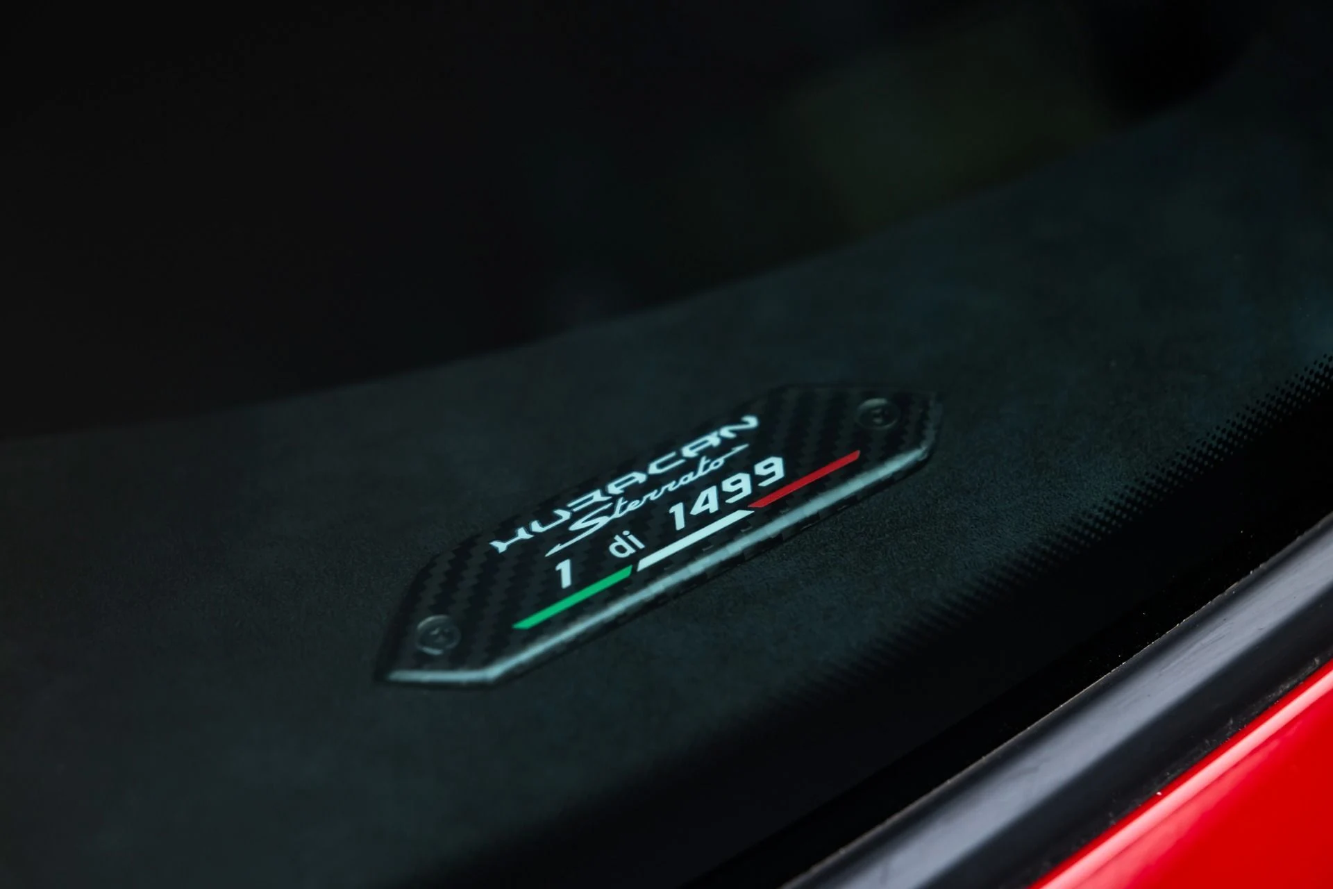 mph025_2642038716_Used_2024_Lamborghini_Huracan_Sterrato_1765391926_d1aa69e1b5